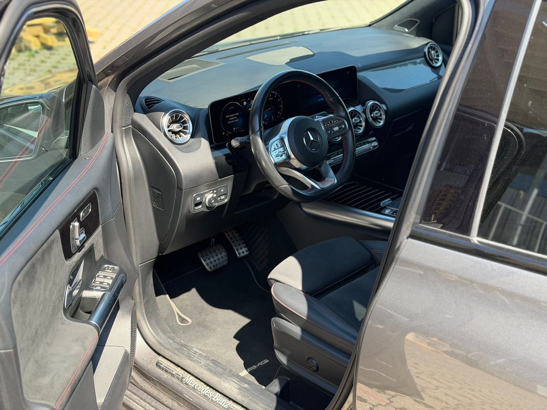 MERCEDES-BENZ B 250 4Matic Style-image-6