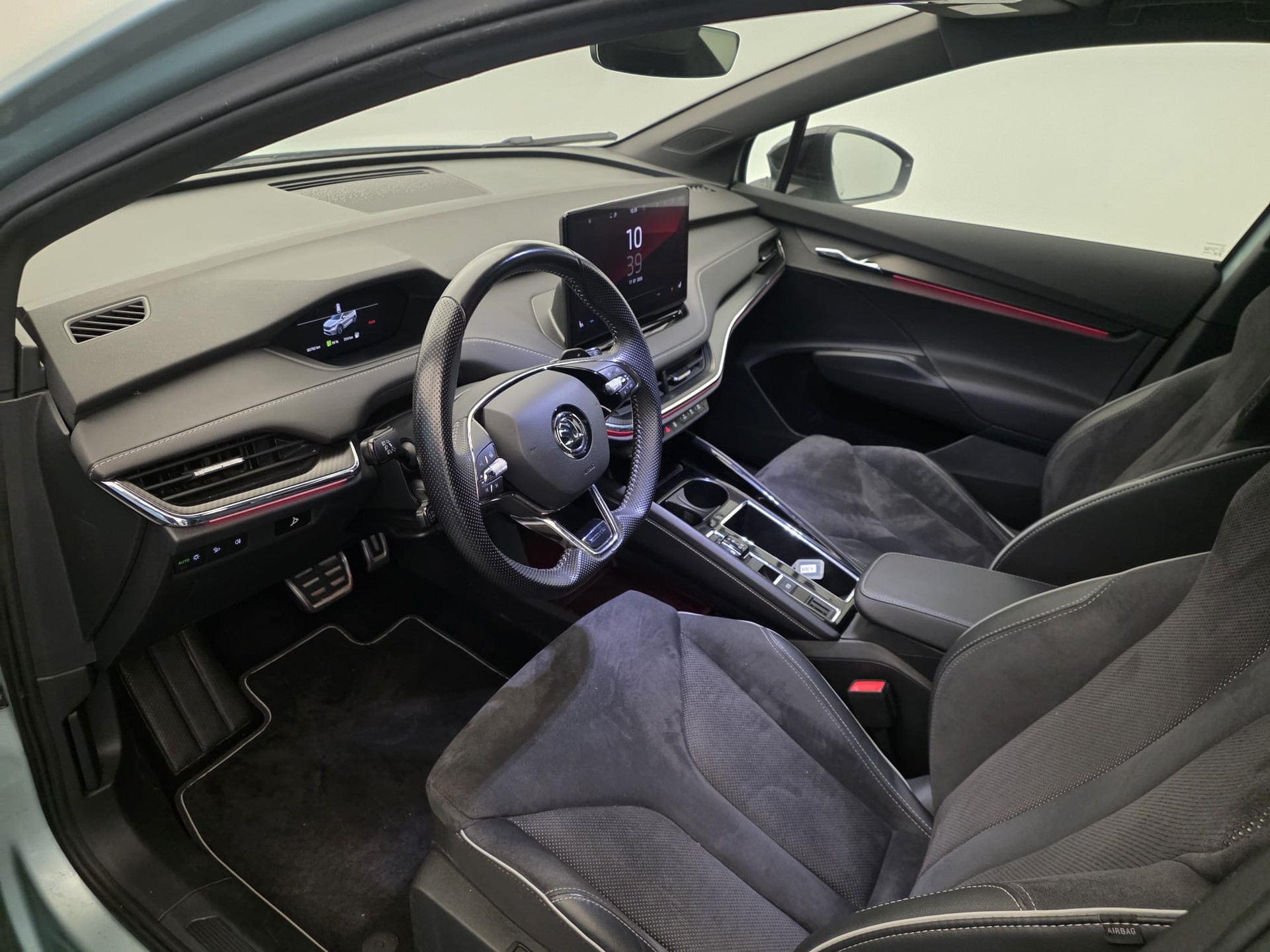SKODA Enyaq iV 80x SportLine-image-11