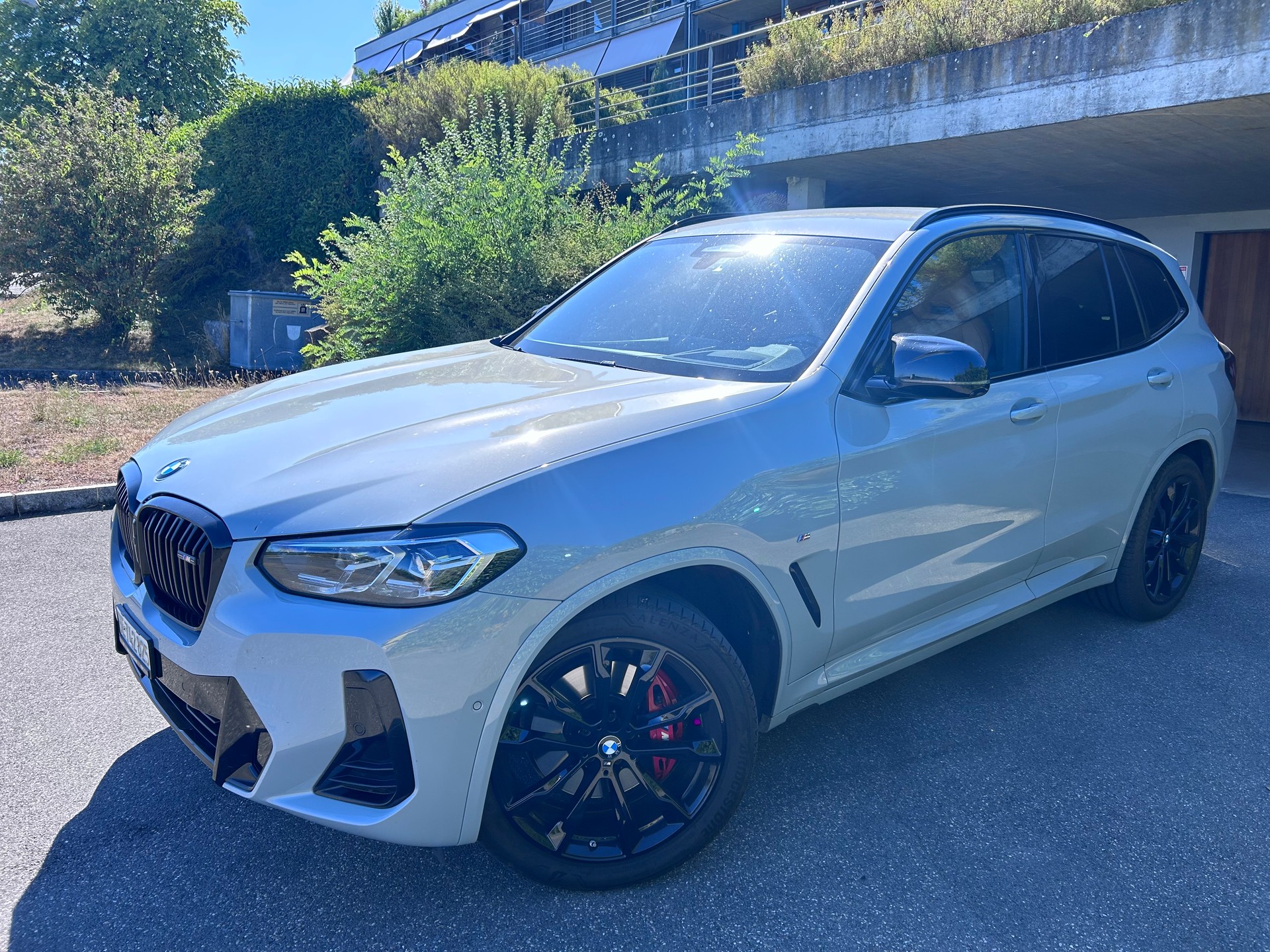 BMW M40i-image-1