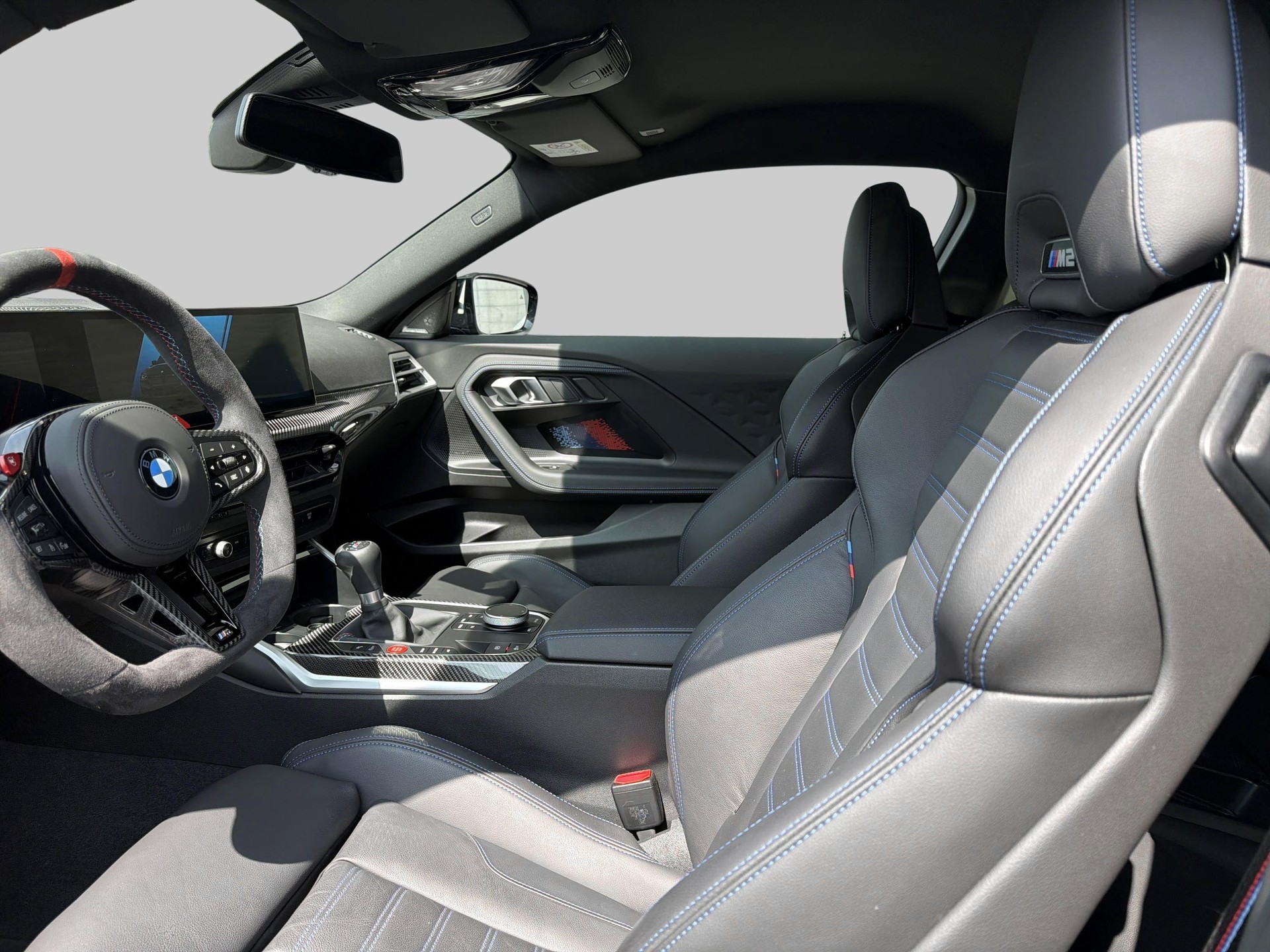 BMW M2 Coupe-image-6