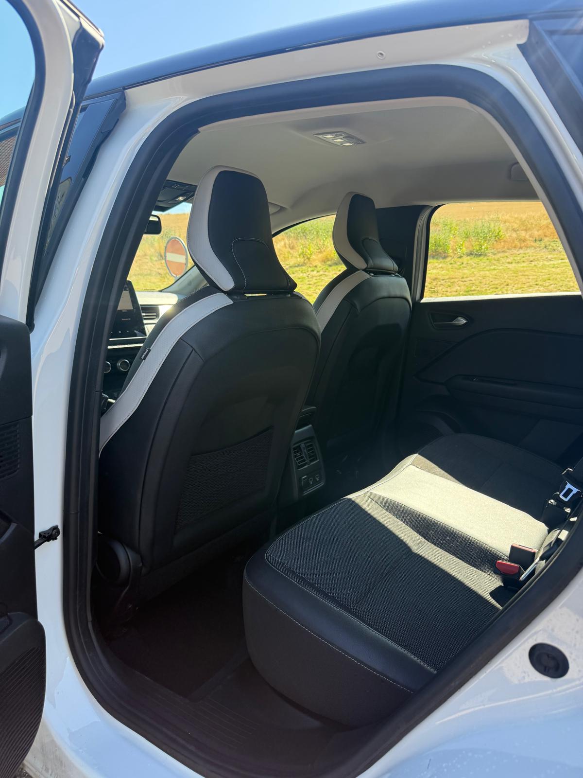 RENAULT Captur 1.3 TCe EDC Intens EDC-image-11
