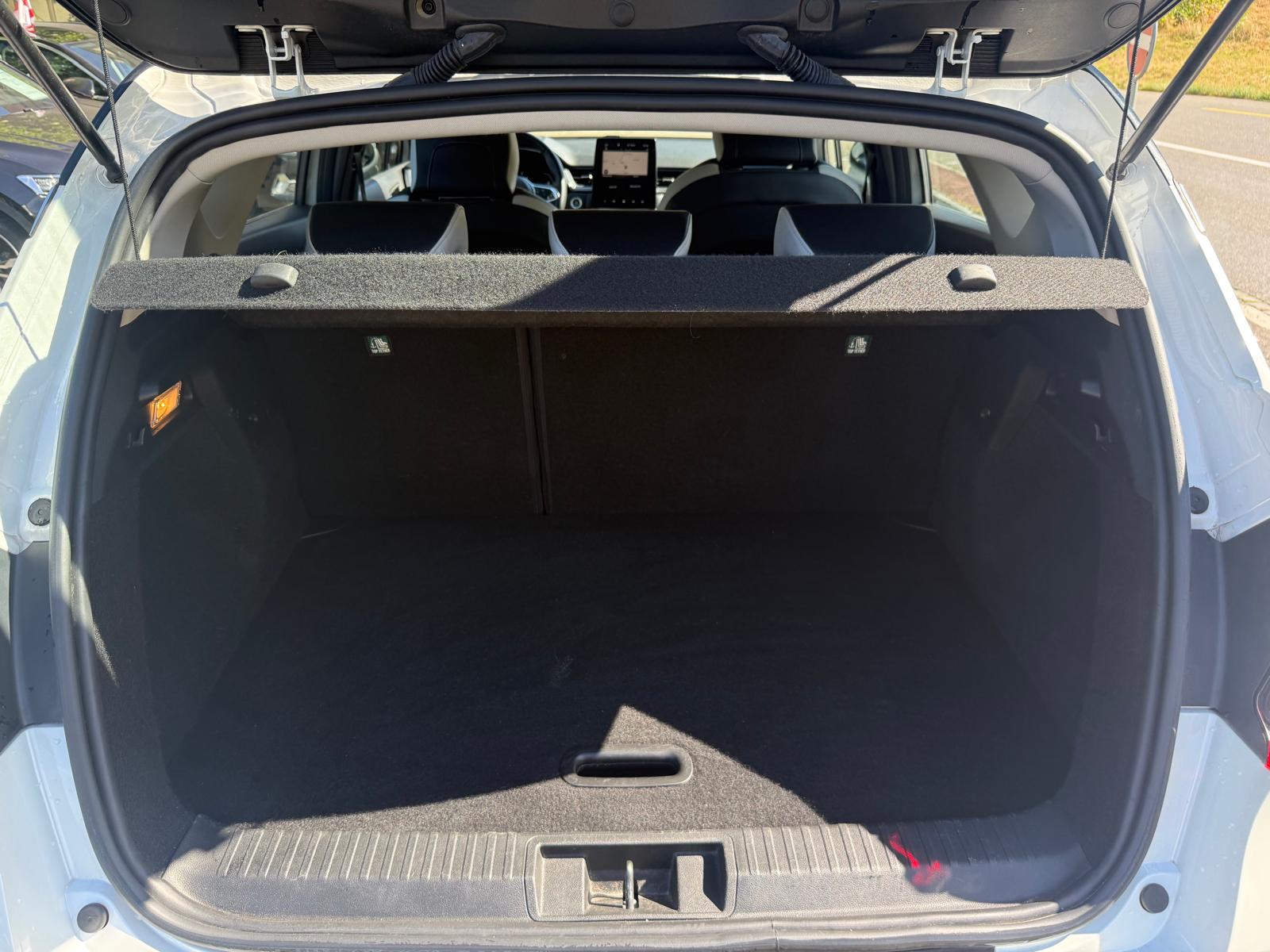 RENAULT Captur 1.3 TCe EDC Intens EDC-image-14