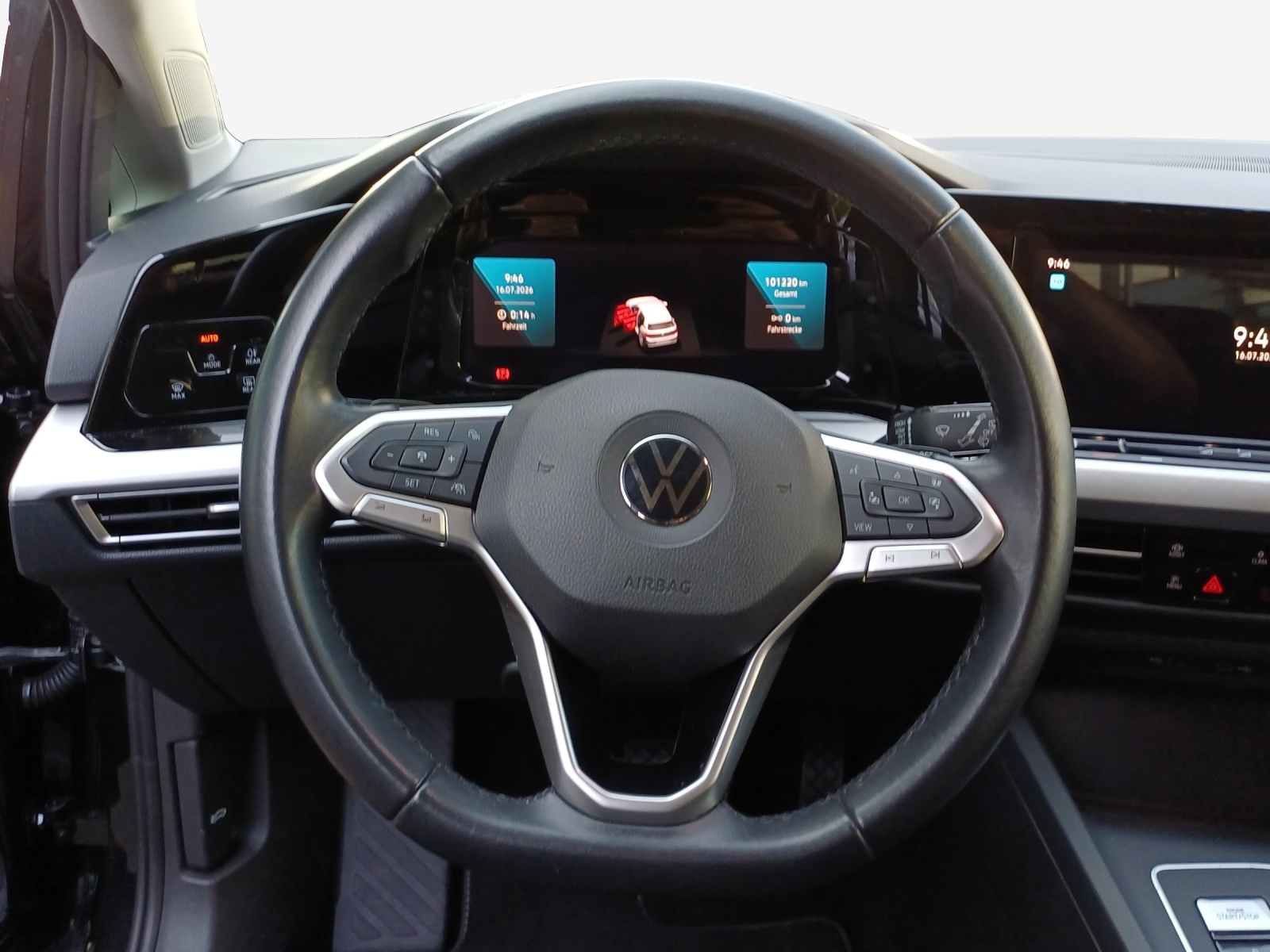 VW Golf 1.0 eTSI mHEV ACTLife DSG-image-9