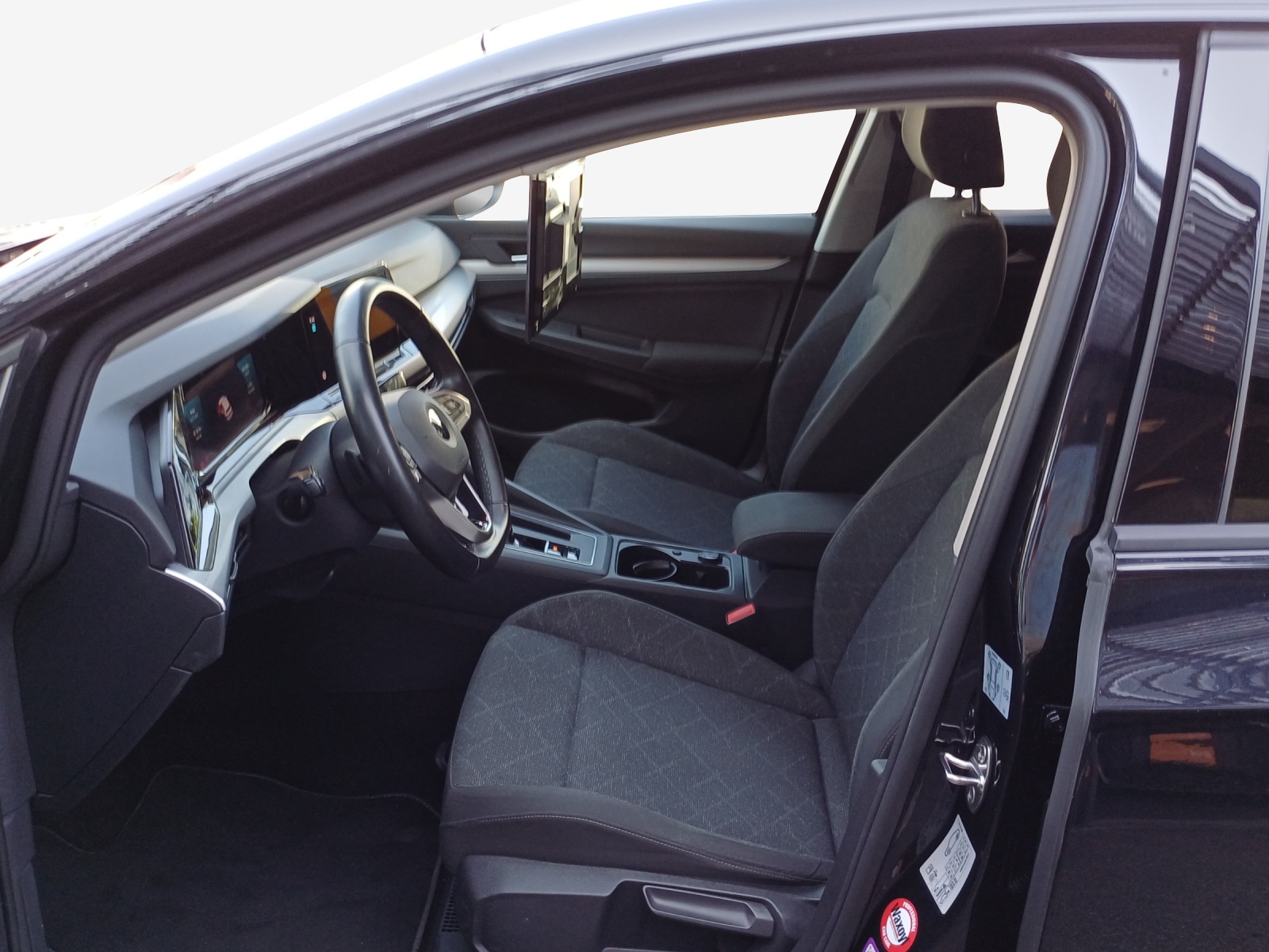 VW Golf 1.0 eTSI mHEV ACTLife DSG-image-7