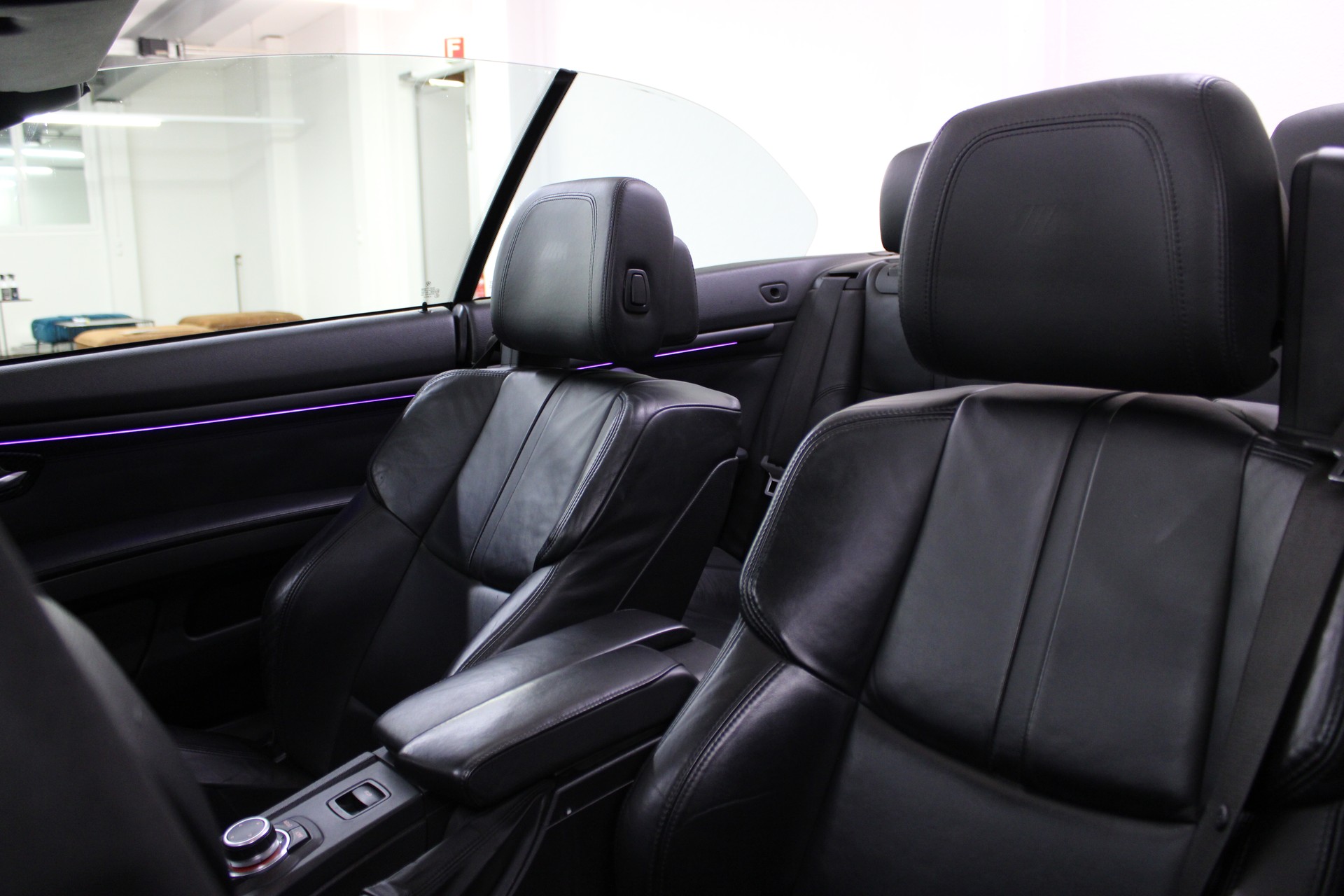 BMW M3 Cabriolet DSG-image-12