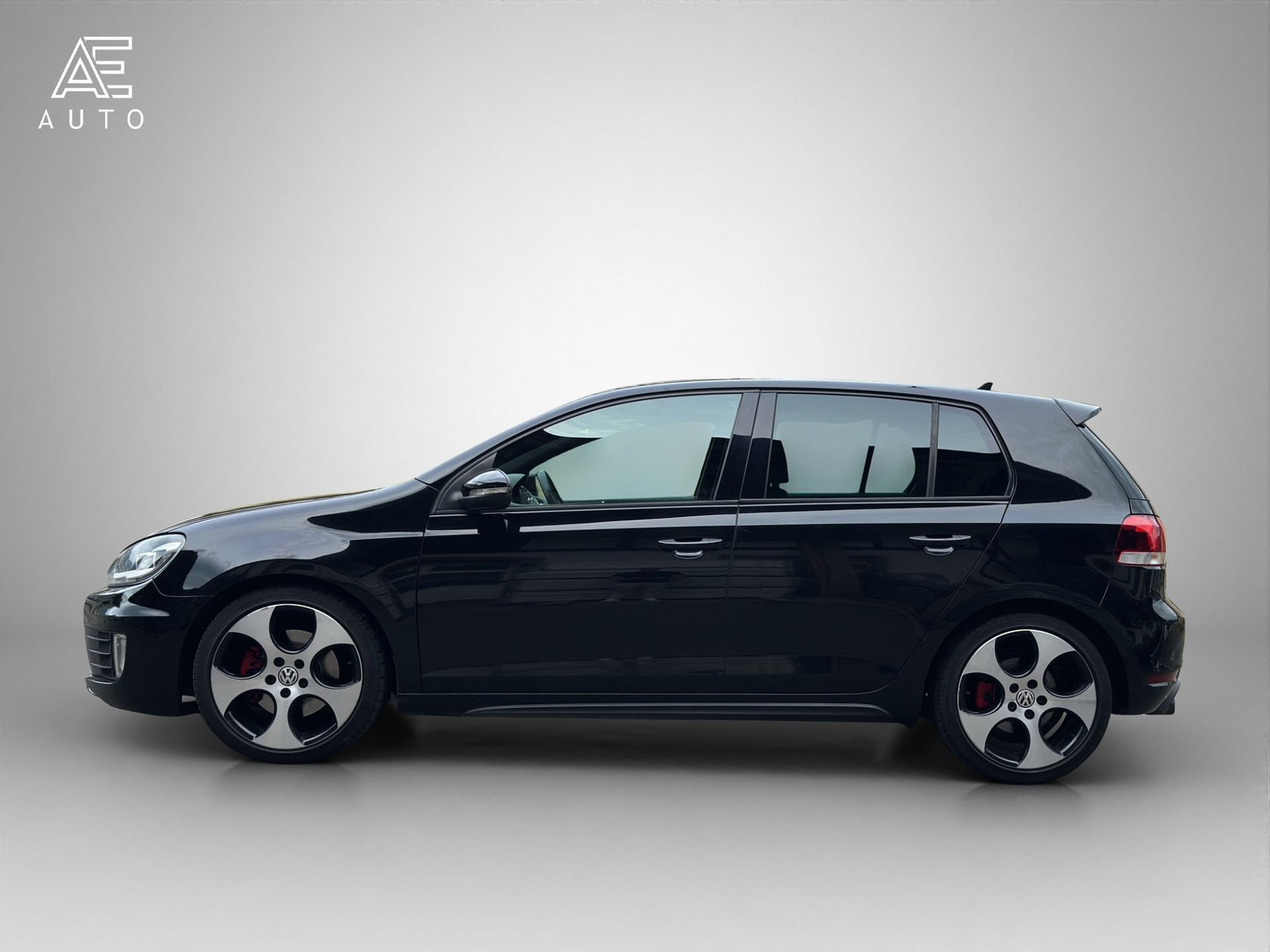 VW Golf 2.0 TSI GTI-image-3