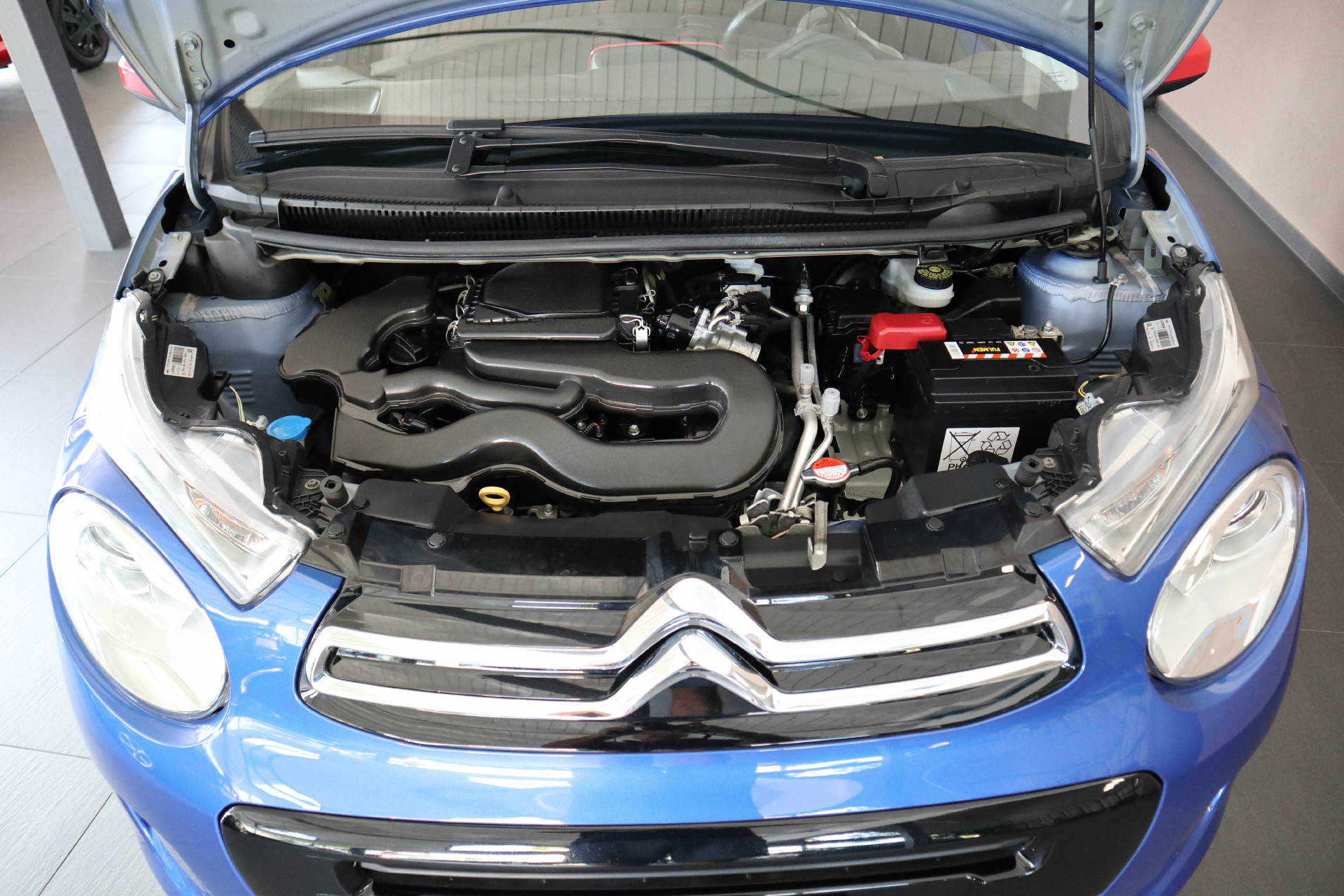 CITROEN C1 1.0 VTi Shine Airscape ETG S/S-image-15