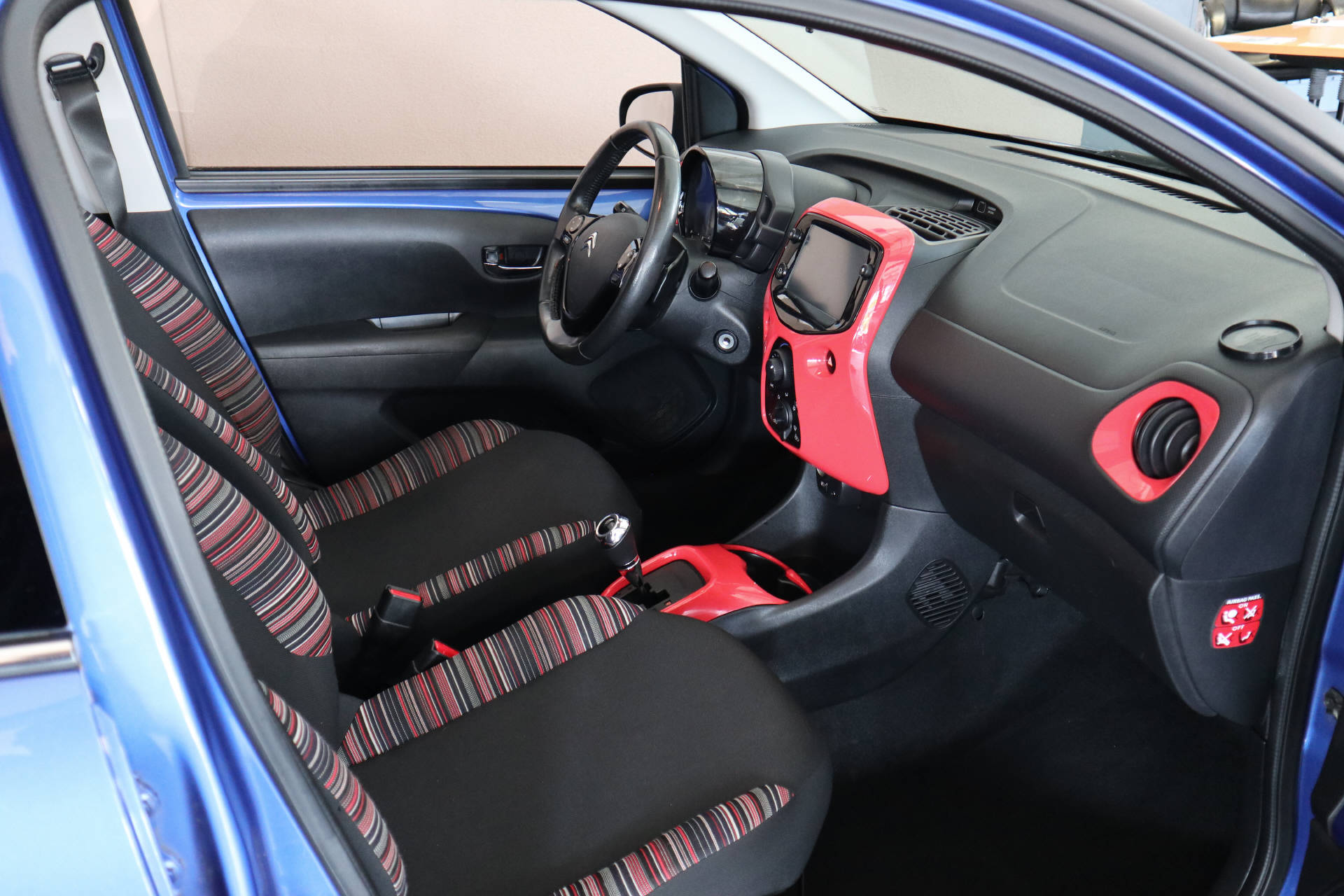 CITROEN C1 1.0 VTi Shine Airscape ETG S/S-image-7