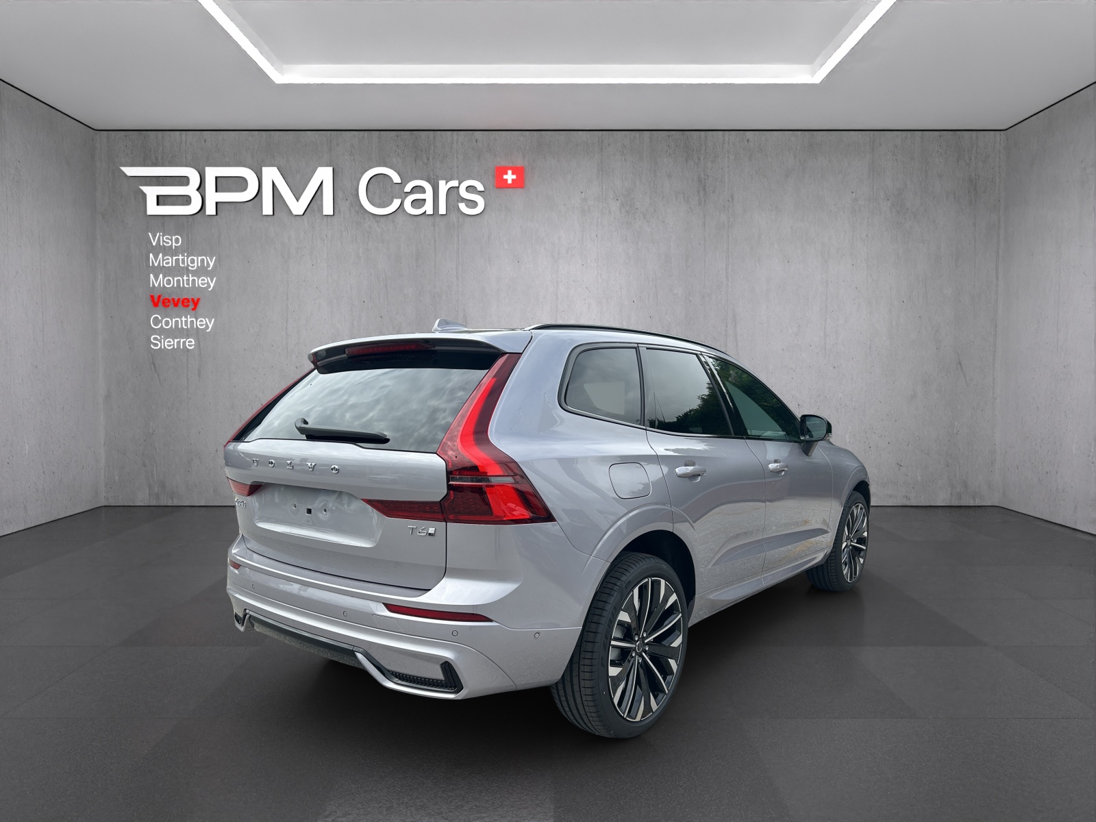VOLVO XC60 T6 eAWD PluginHybrid Ultra Dark Geartronic-image-5