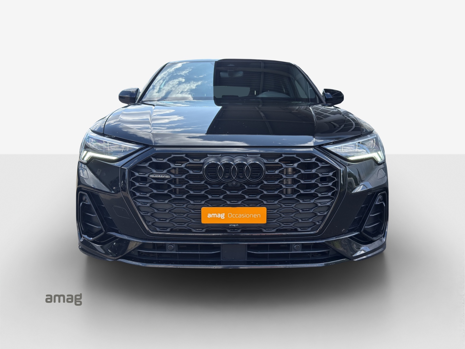 AUDI Q3 Sportback 40 TFSI S line quattro S-tronic-image-6