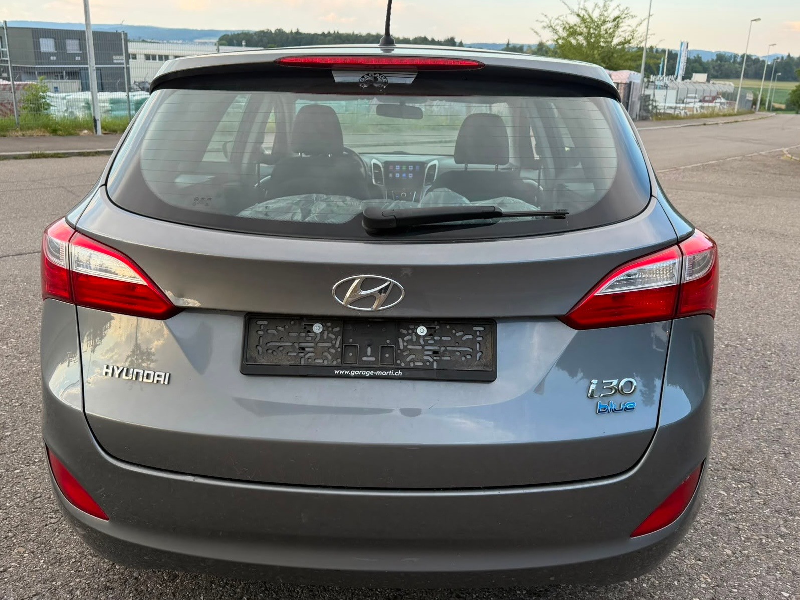 HYUNDAI i30 Wagon 1.4 Comfort-image-4