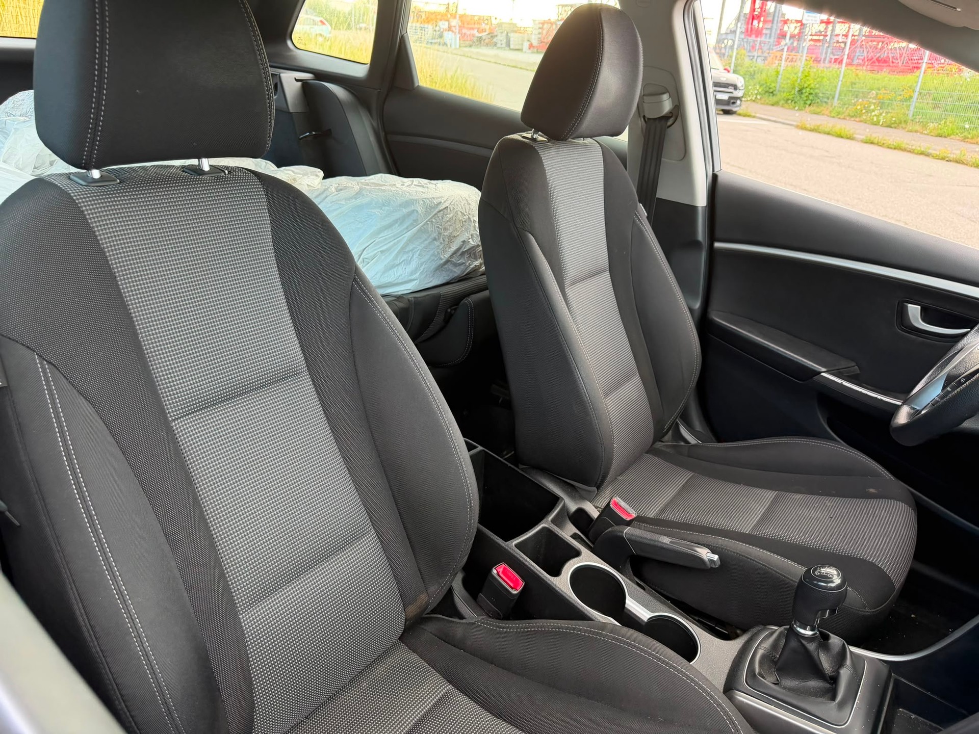 HYUNDAI i30 Wagon 1.4 Comfort-image-7