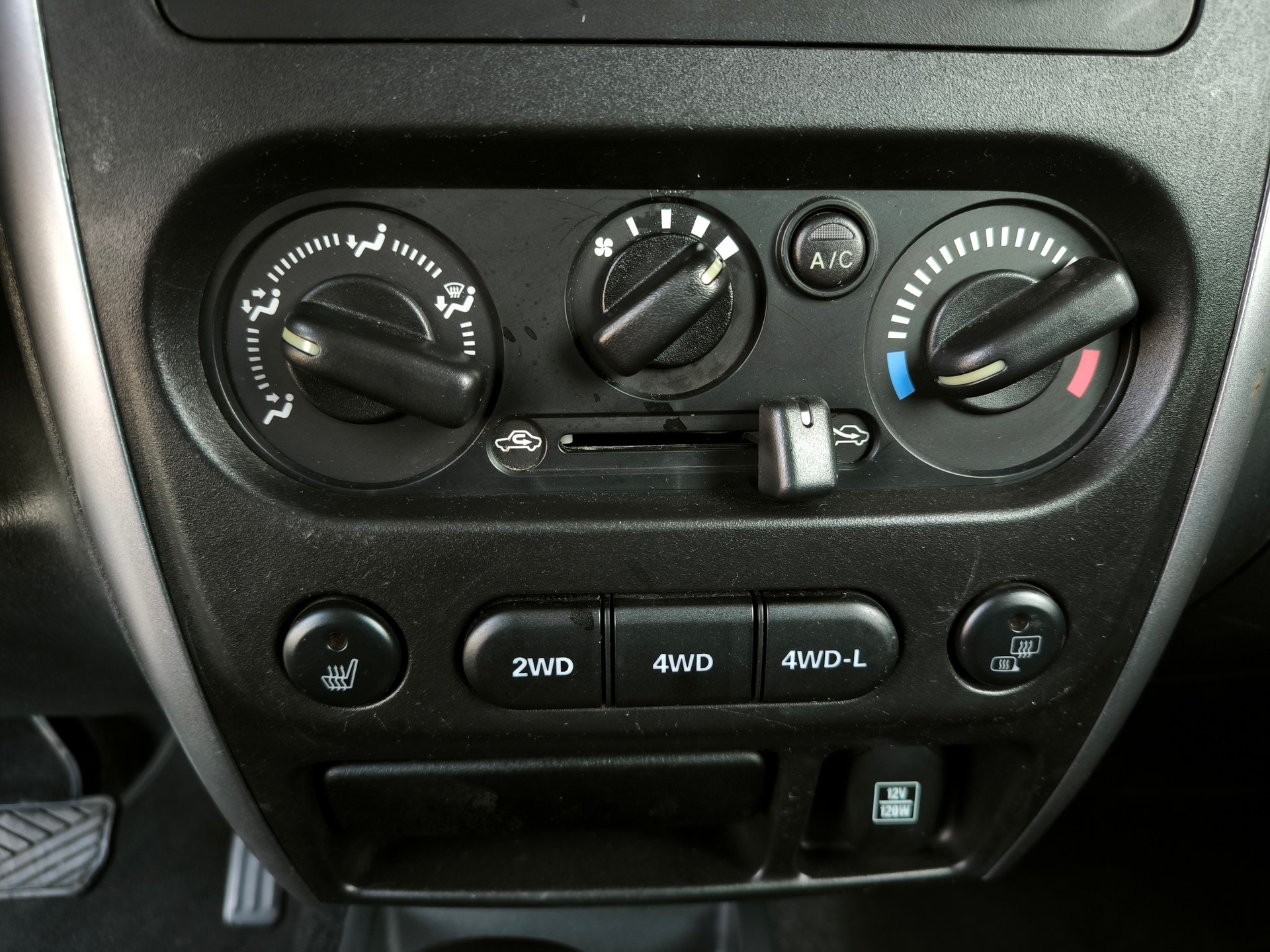 SUZUKI Jimny 1.3 101 Dalmatiens Edit.-image-6
