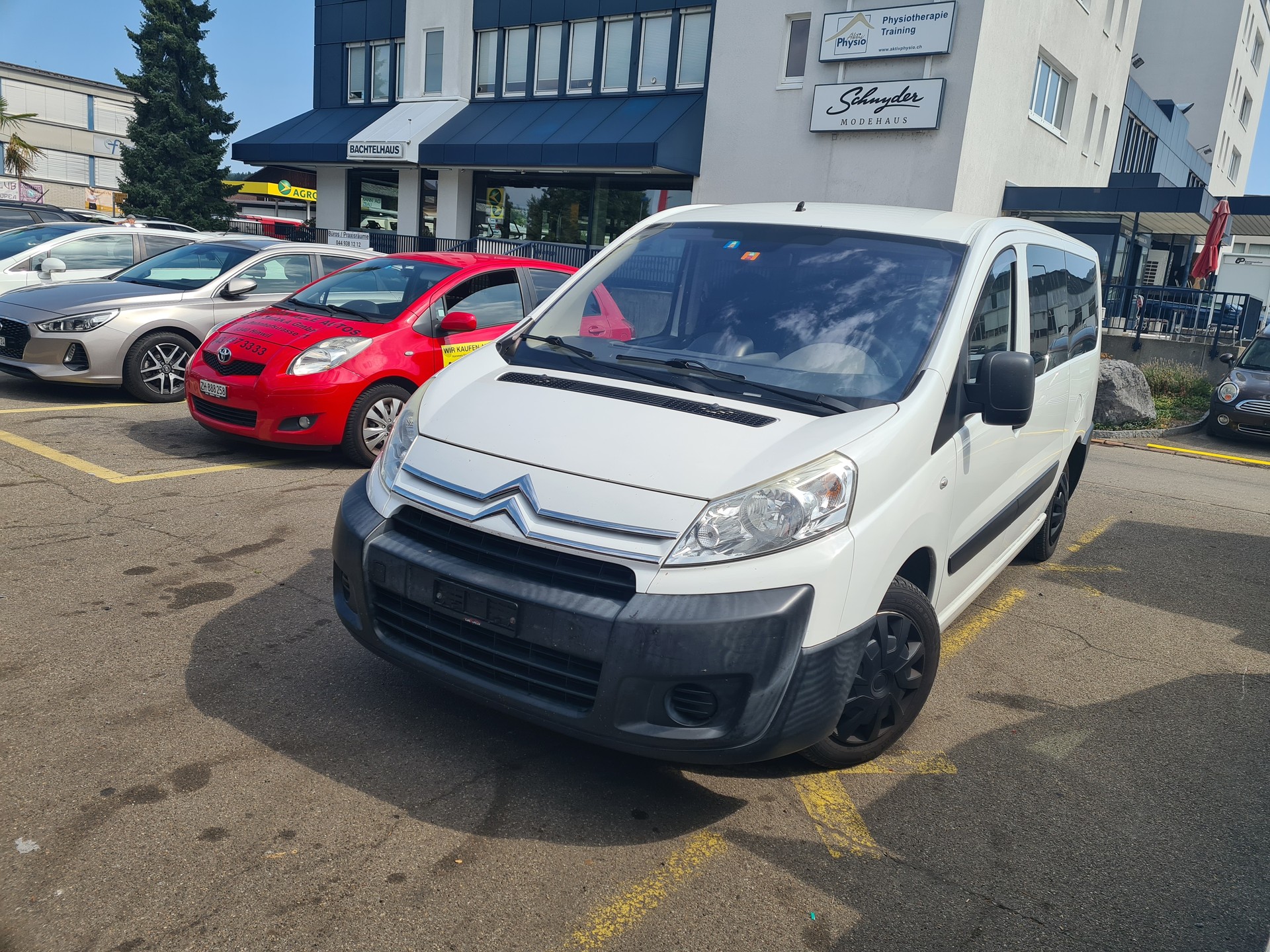 CITROEN Jumpy 2.0i 16V L2H1-image-0