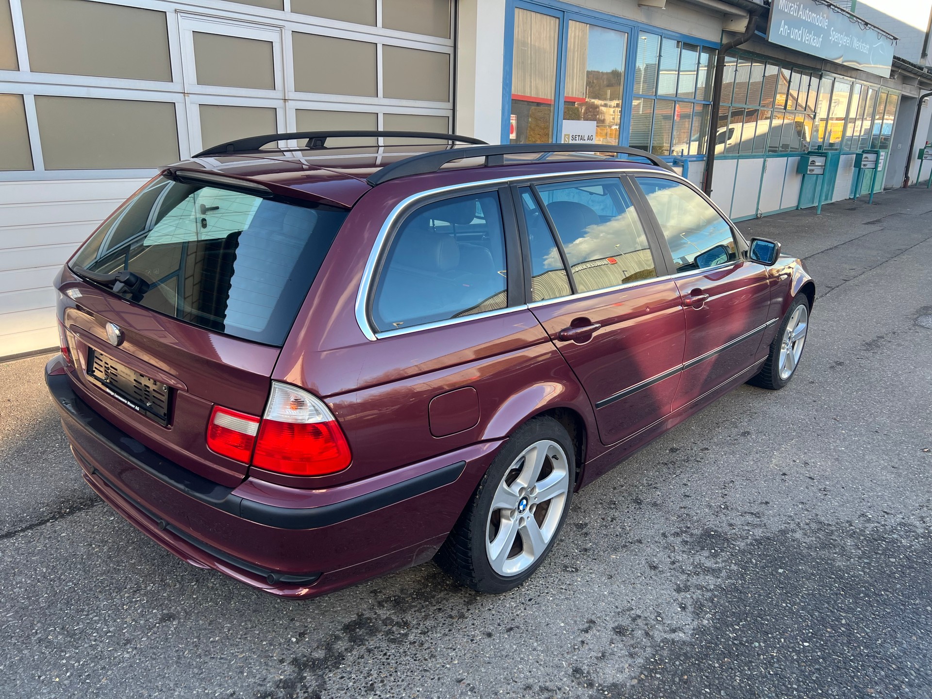 BMW 330xd Touring-image-3