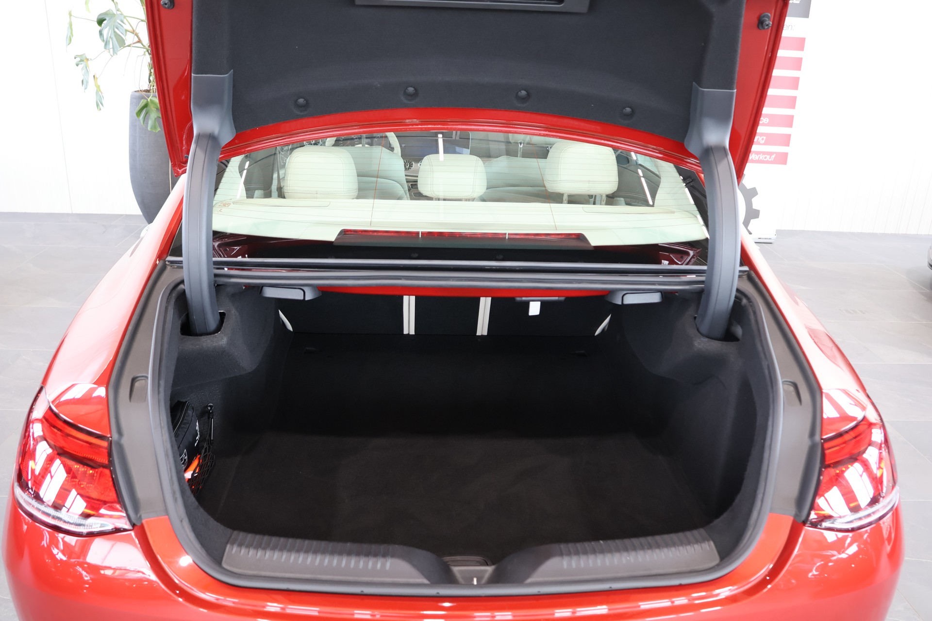 MERCEDES-BENZ CLS 450 4Matic Avantgarde 9G-Tronic-image-15