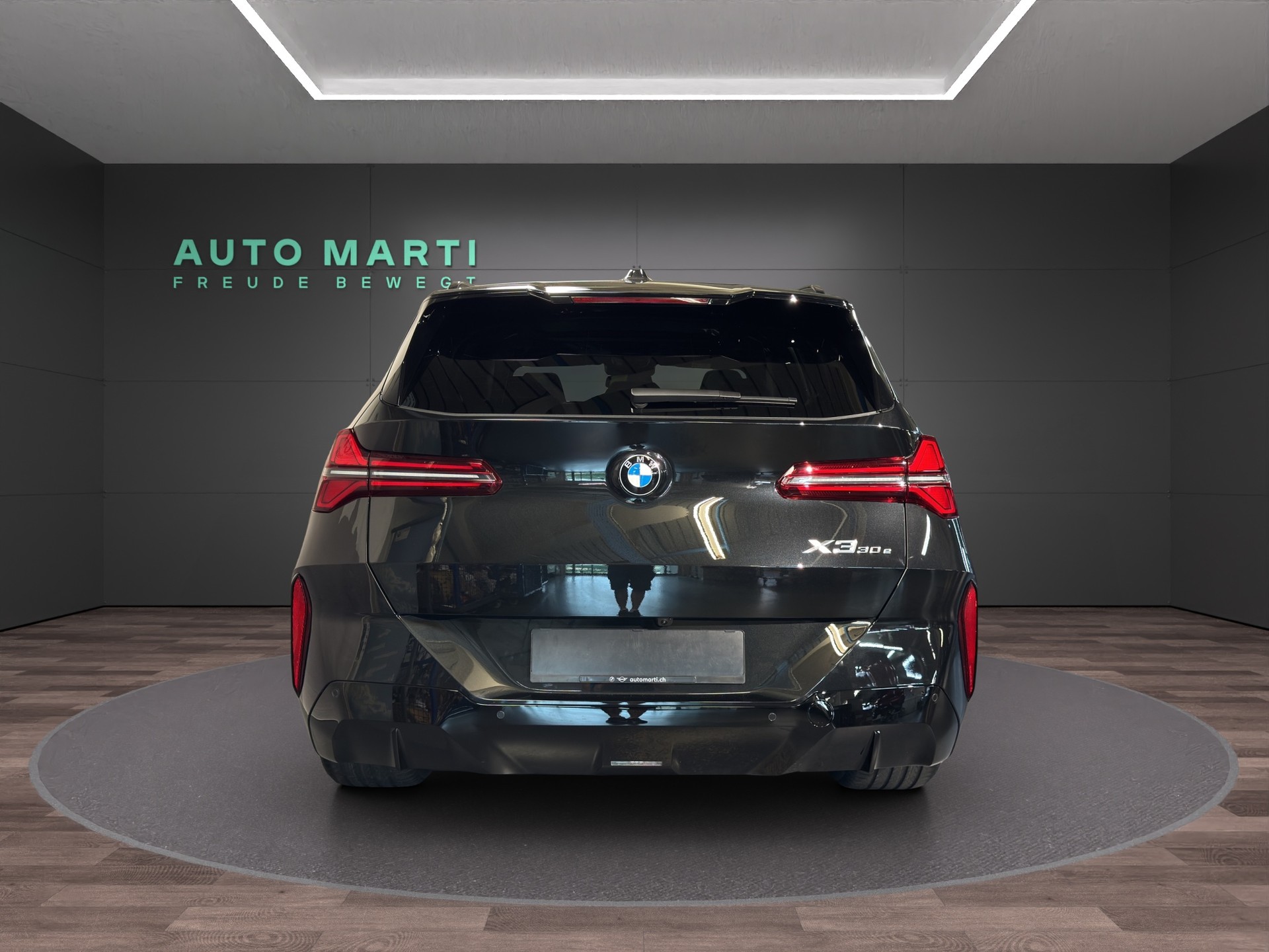 BMW X3 30e xDrive-image-2