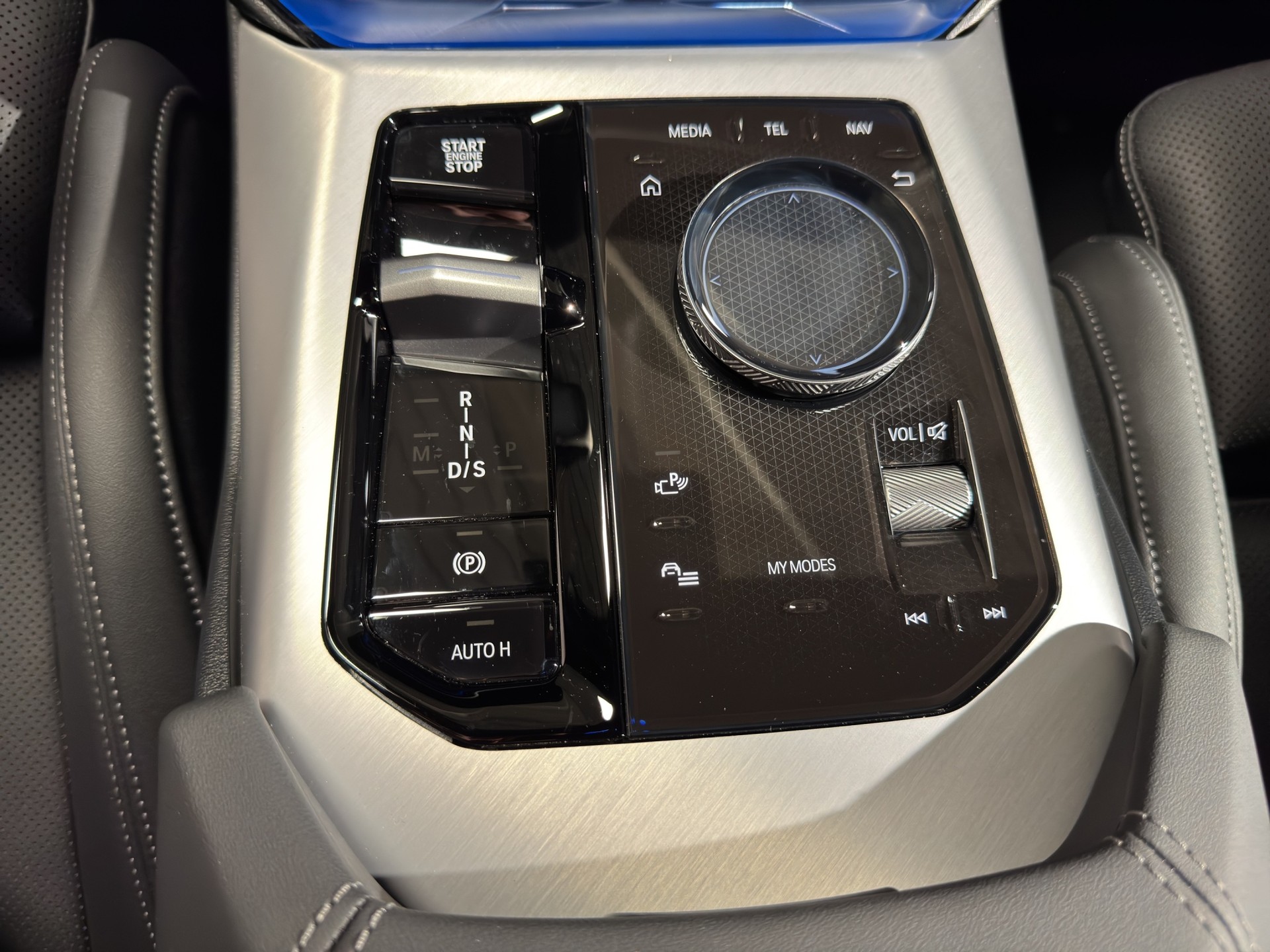 BMW X3 30e xDrive-image-10