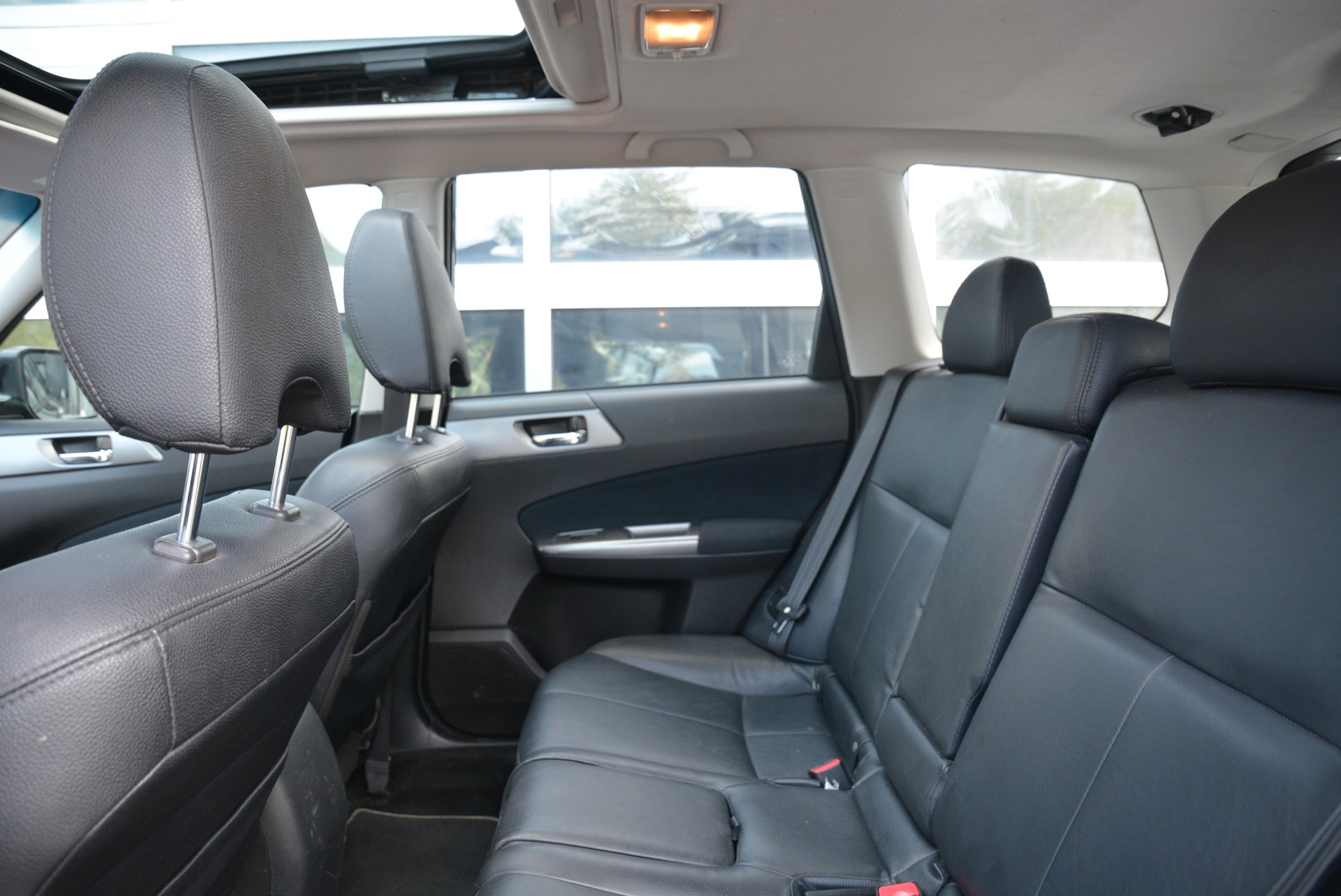 SUBARU Forester 2.0D XS Limited-image-15