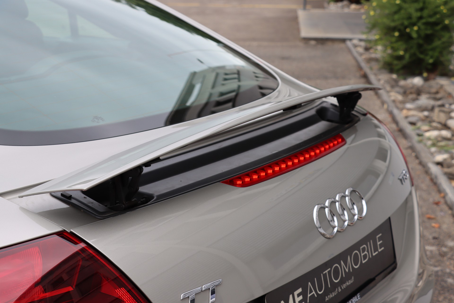 AUDI TT Coupé 1.8 TFSI S-tronic-image-9