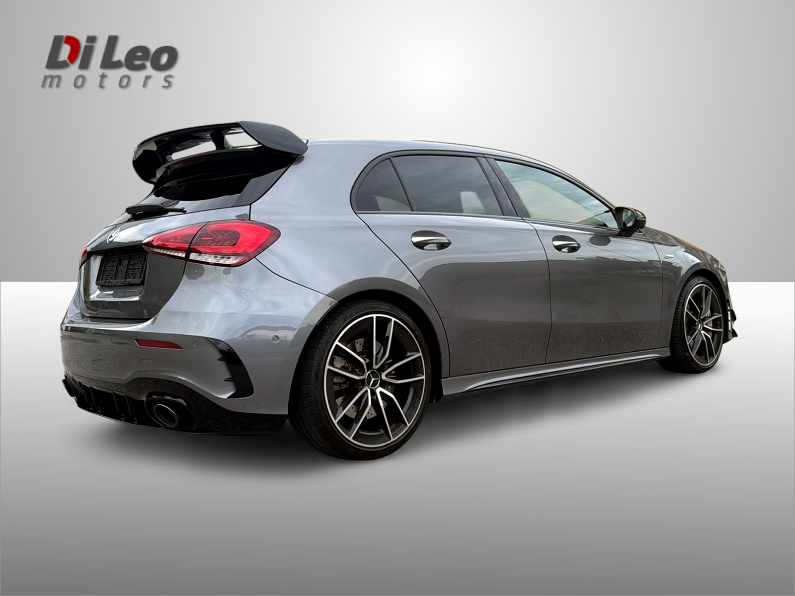 MERCEDES-BENZ A 35 AMG 4Matic Speedshift-image-4