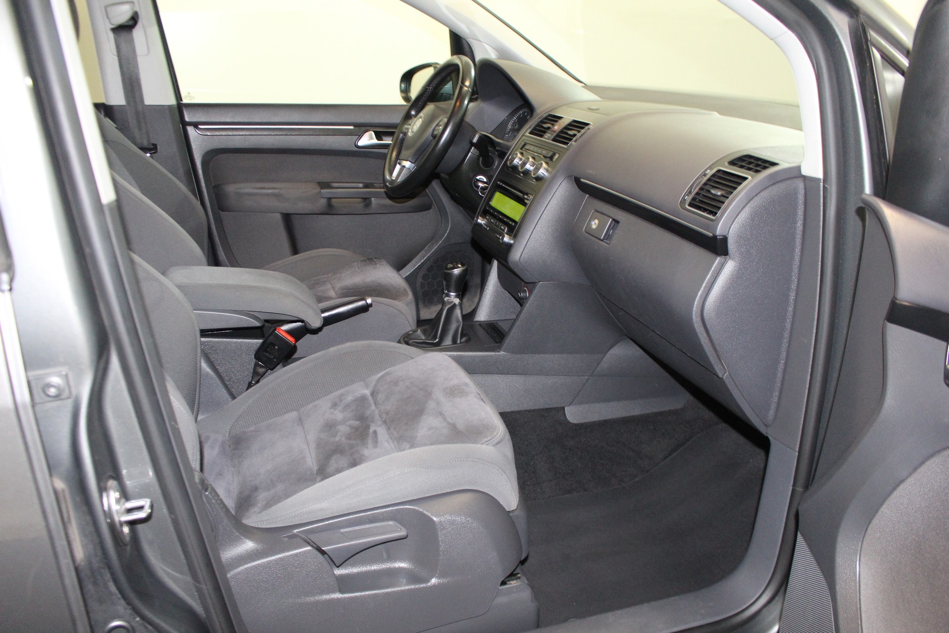 VW Touran 1.4 TSI 140 Comfortline-image-10