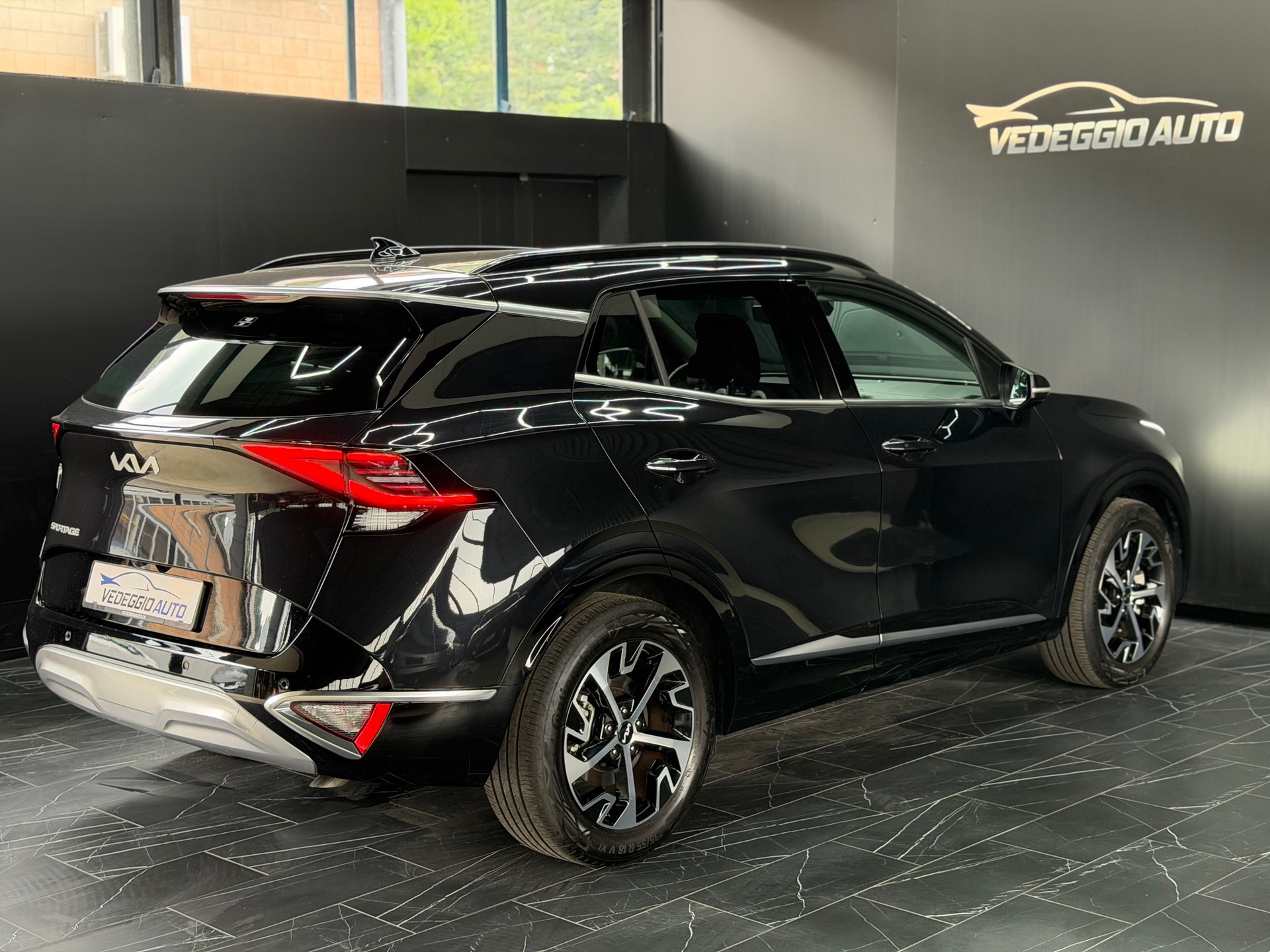 KIA Sportage 1.6T-GDi MHEV Style 4x4 7DCT-image-4