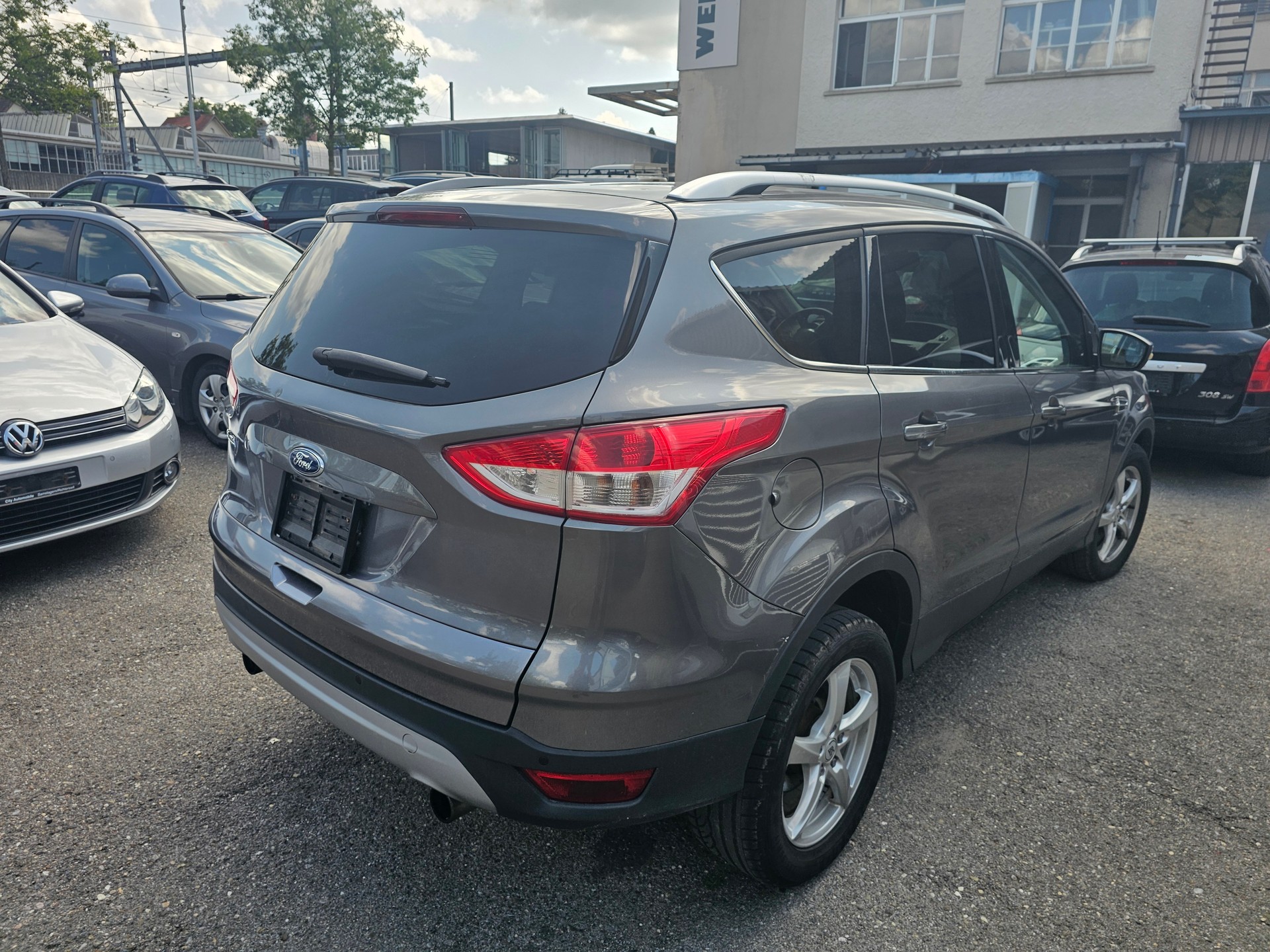 FORD Kuga 2.0 TDCi Carving 4WD PowerShift-image-3