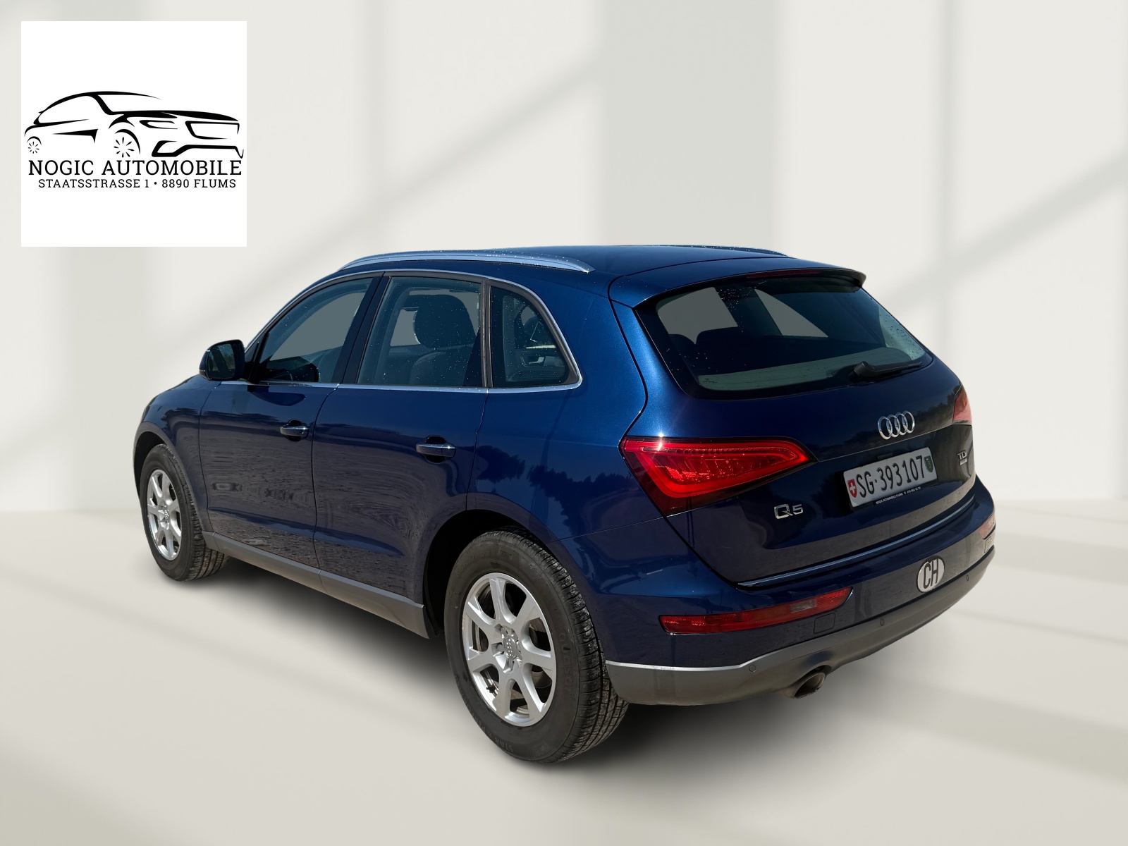 AUDI Q5 2.0 TDI-image-13