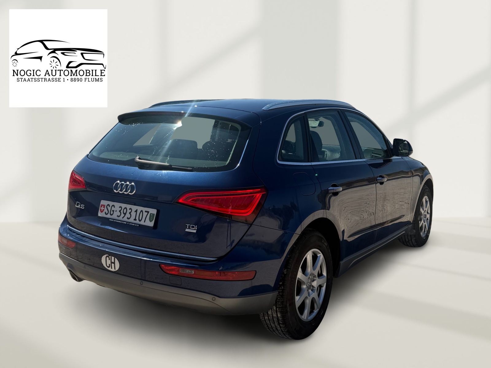 AUDI Q5 2.0 TDI-image-16