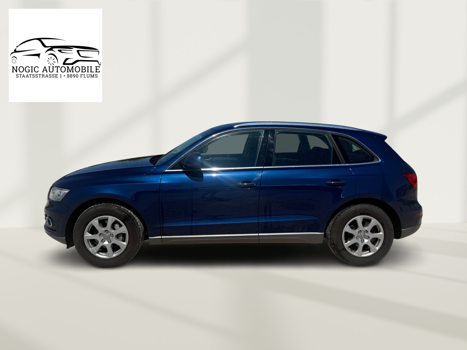 AUDI Q5 2.0 TDI-image-11