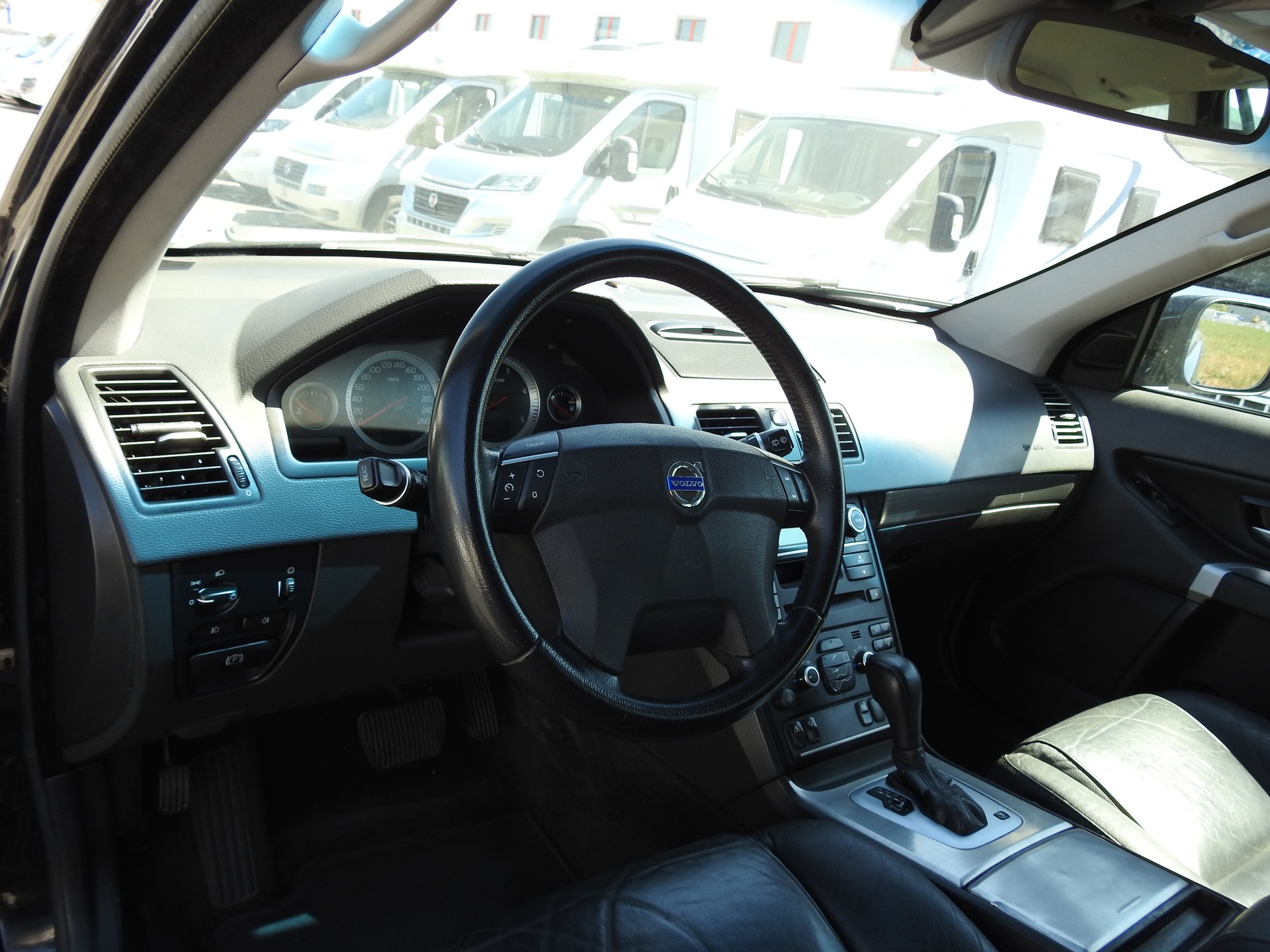 VOLVO XC90 D5 AWD Executive Geartronic-image-11