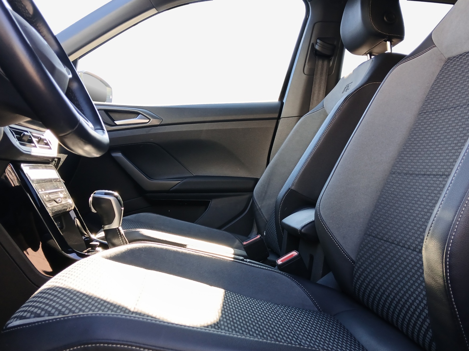VW T-Cross 1.0 TSI Style DSG-image-7