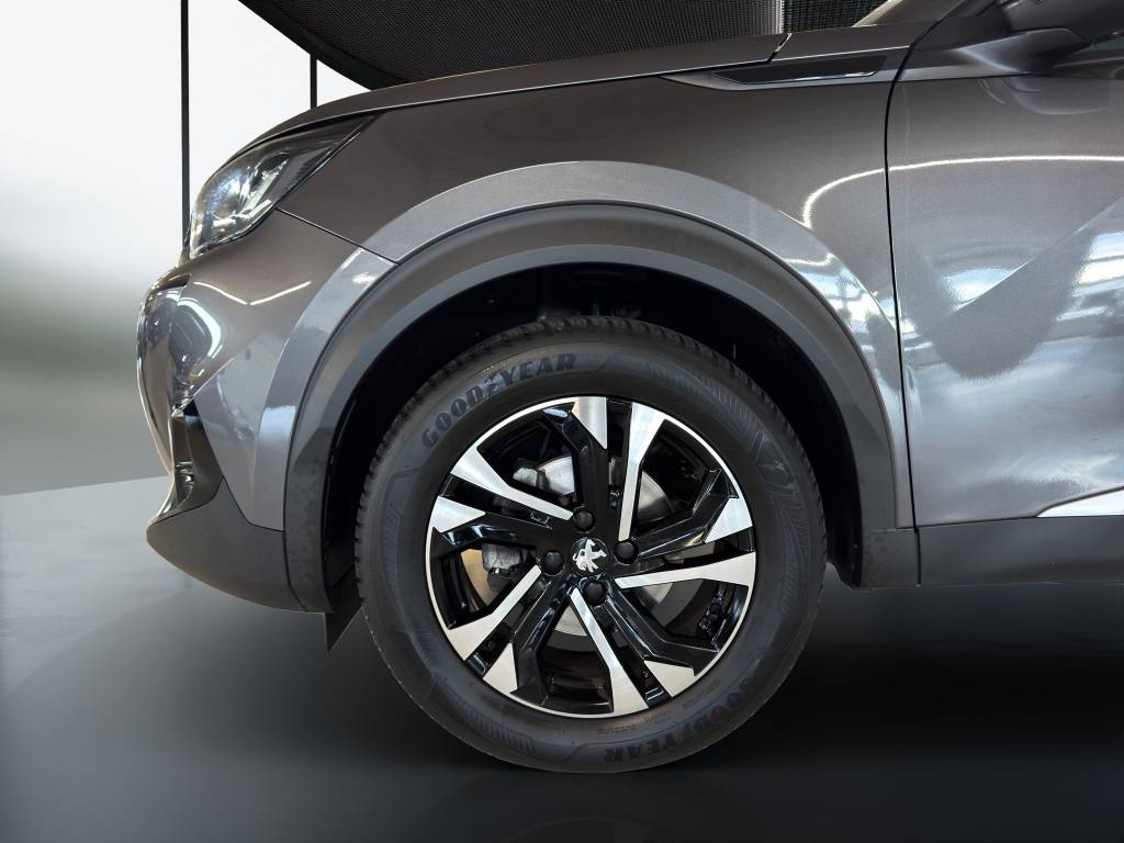 PEUGEOT 2008 1.2 PureTech Allure Pack EAT8-image-15