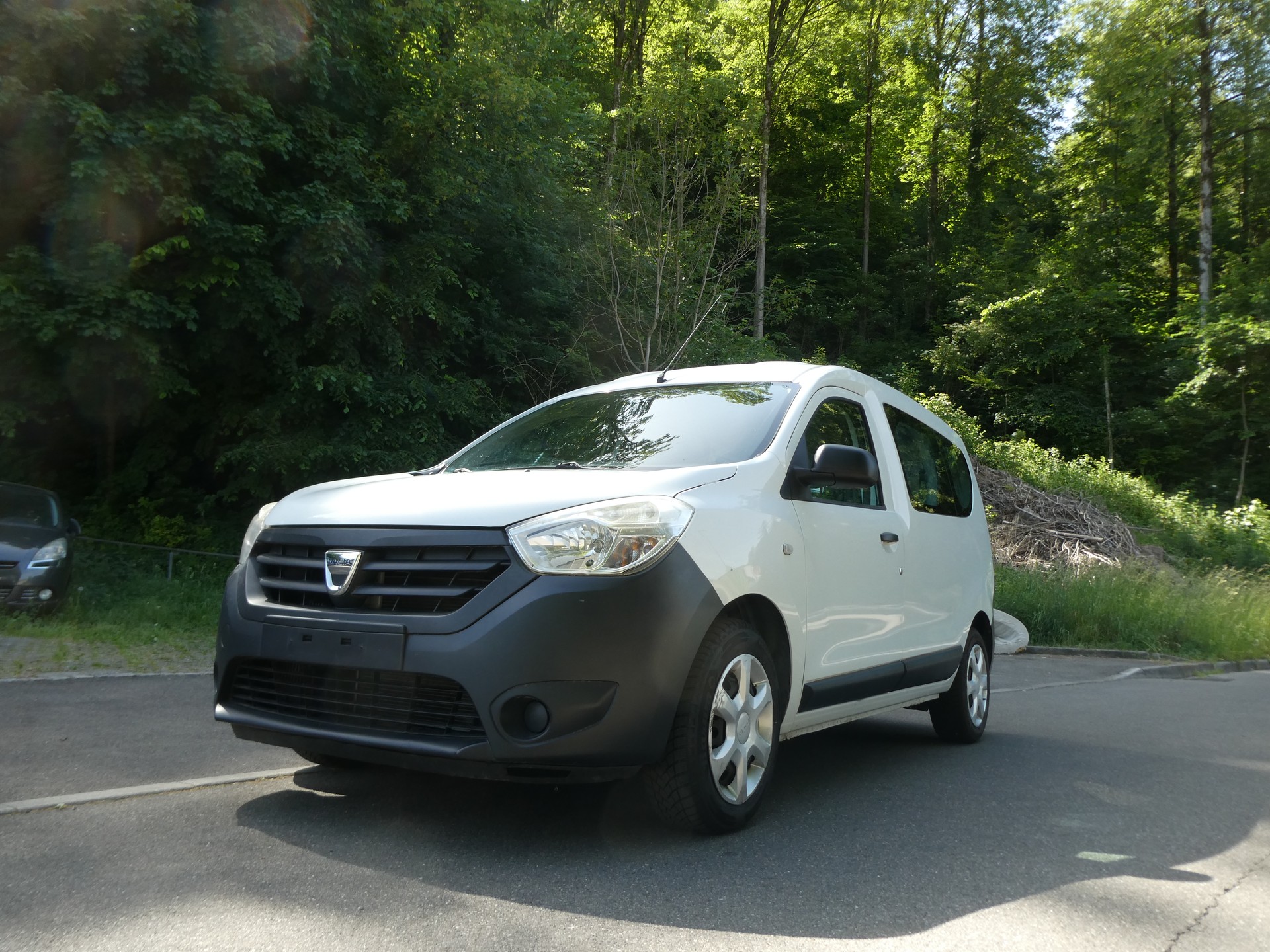 DACIA Dokker 1.2 T Ambiance-image-1