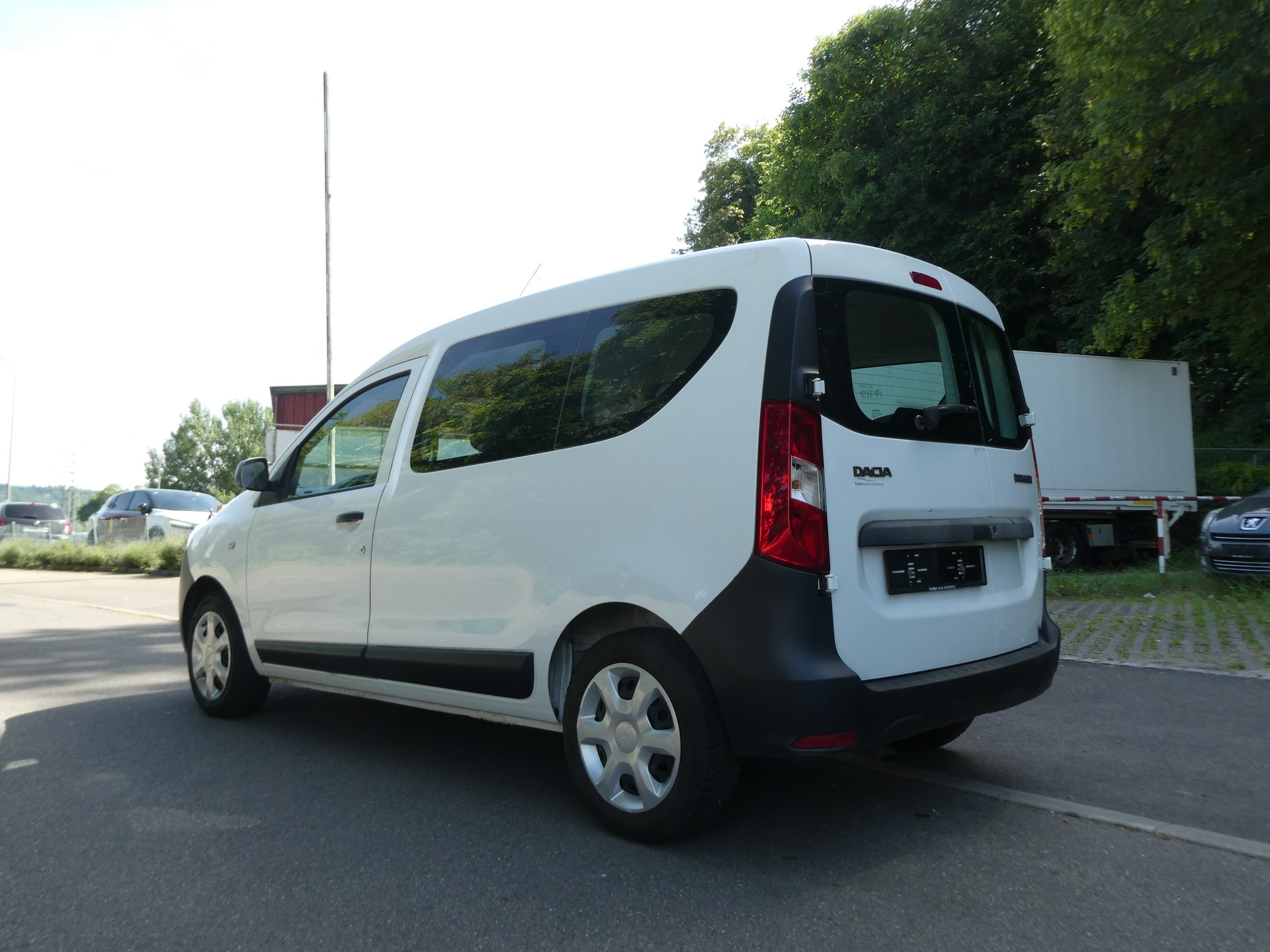 DACIA Dokker 1.2 T Ambiance-image-2