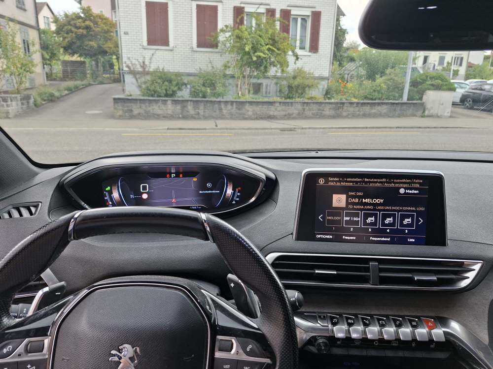 PEUGEOT 5008 2.0 BlueHDi 180 GT-image-15