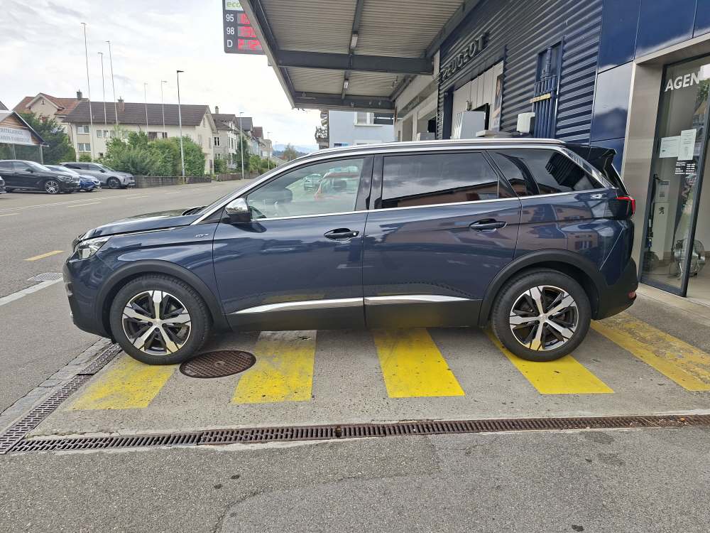 PEUGEOT 5008 2.0 BlueHDi 180 GT-image-3