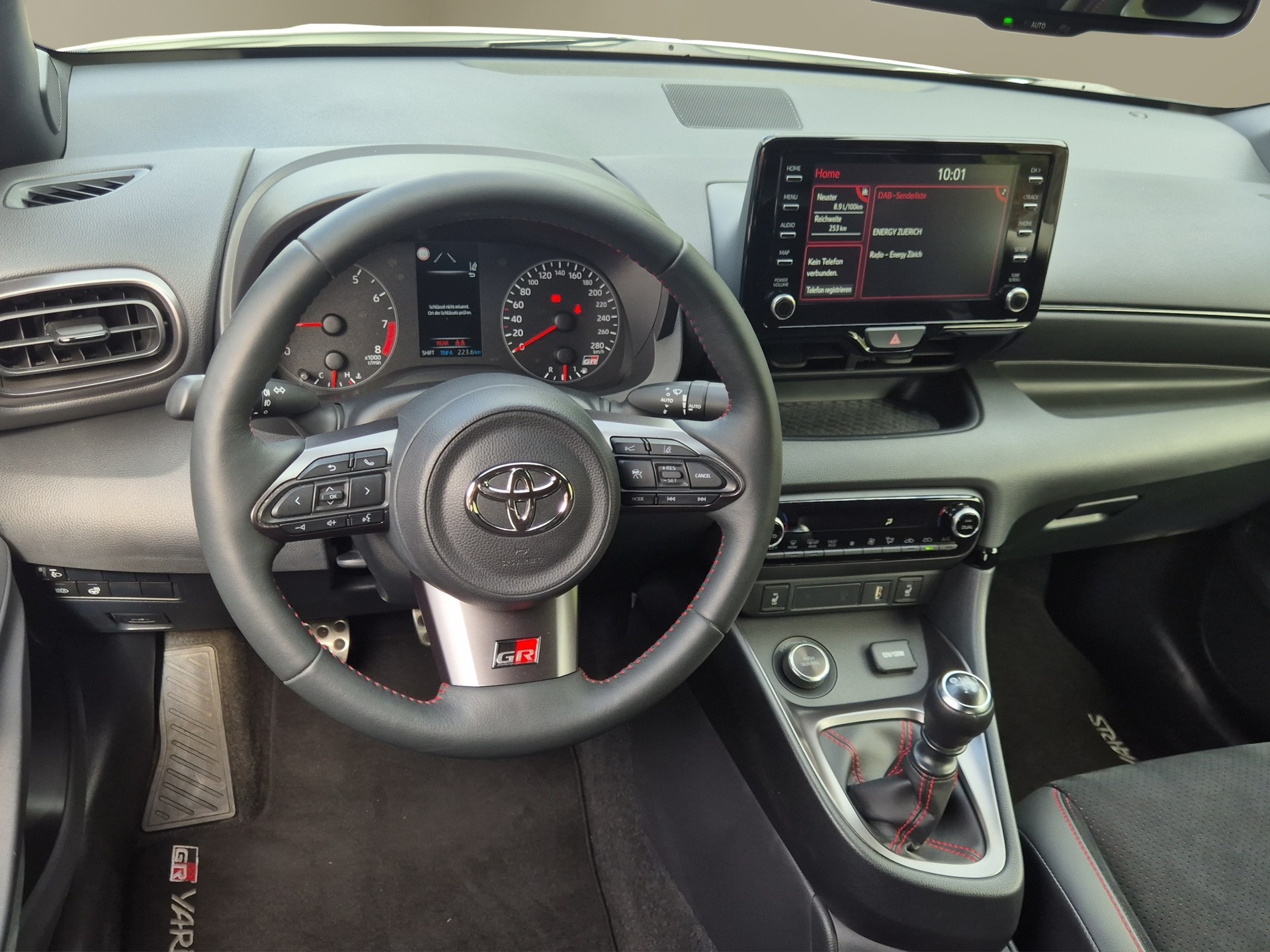 TOYOTA Yaris 1.6 GR Sport-image-11