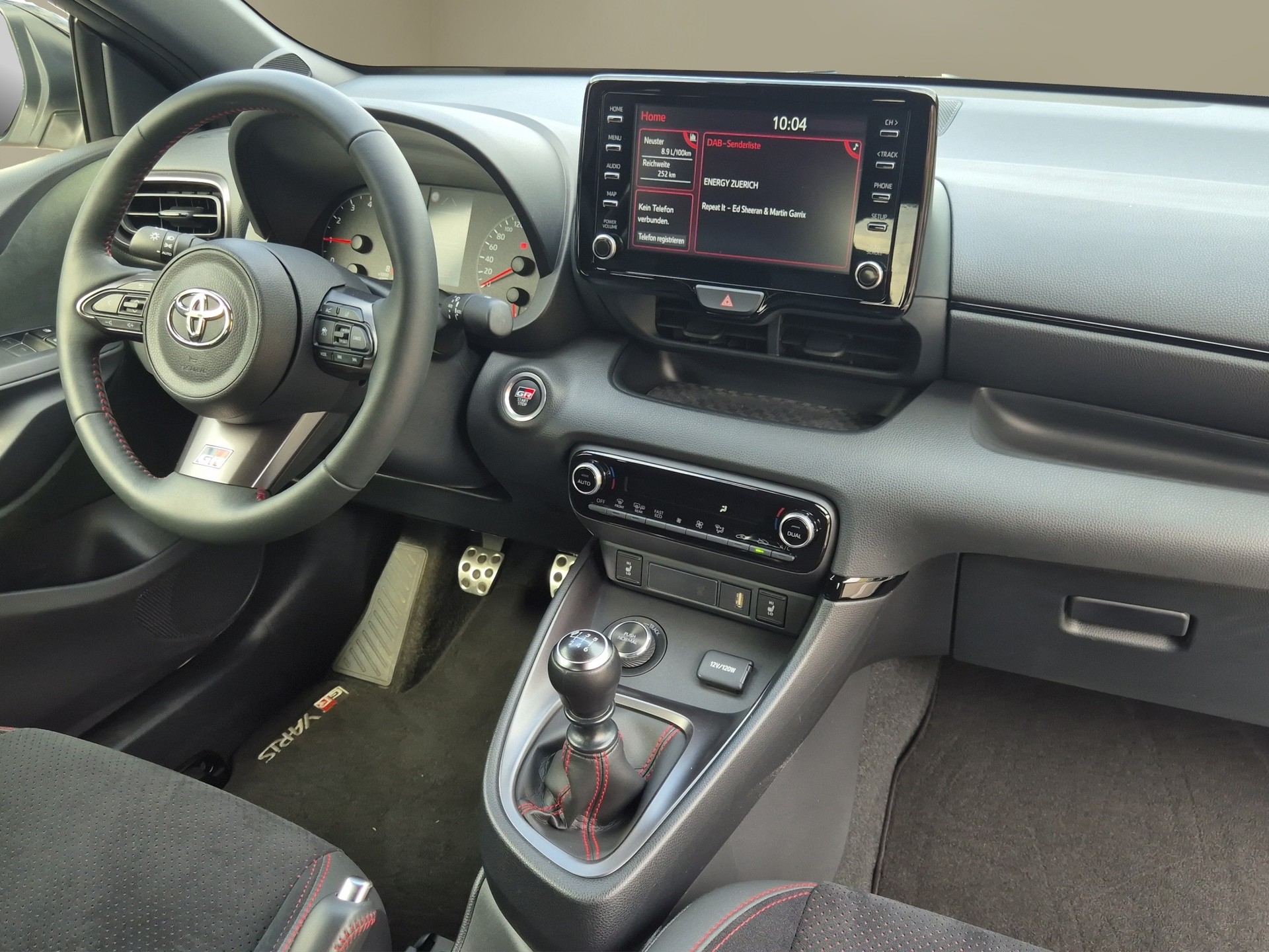 TOYOTA Yaris 1.6 GR Sport-image-17