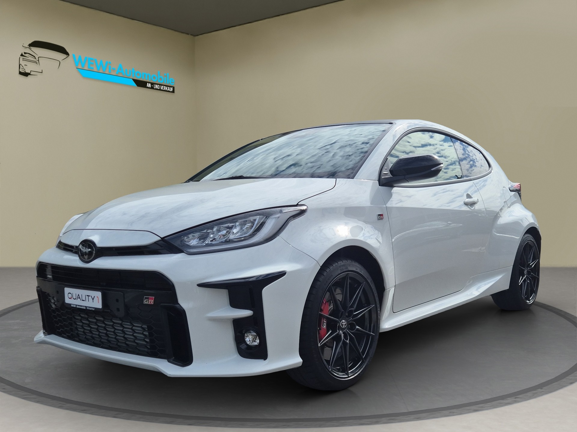 TOYOTA Yaris 1.6 GR Sport-image-0