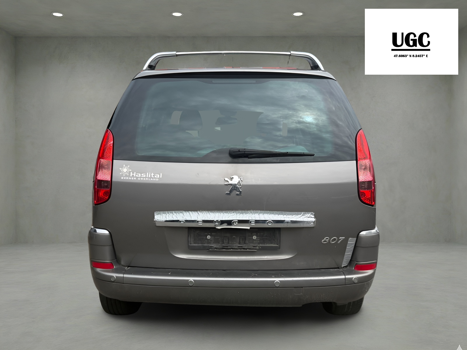 PEUGEOT 807 2.0 16V Family Plus-image-3