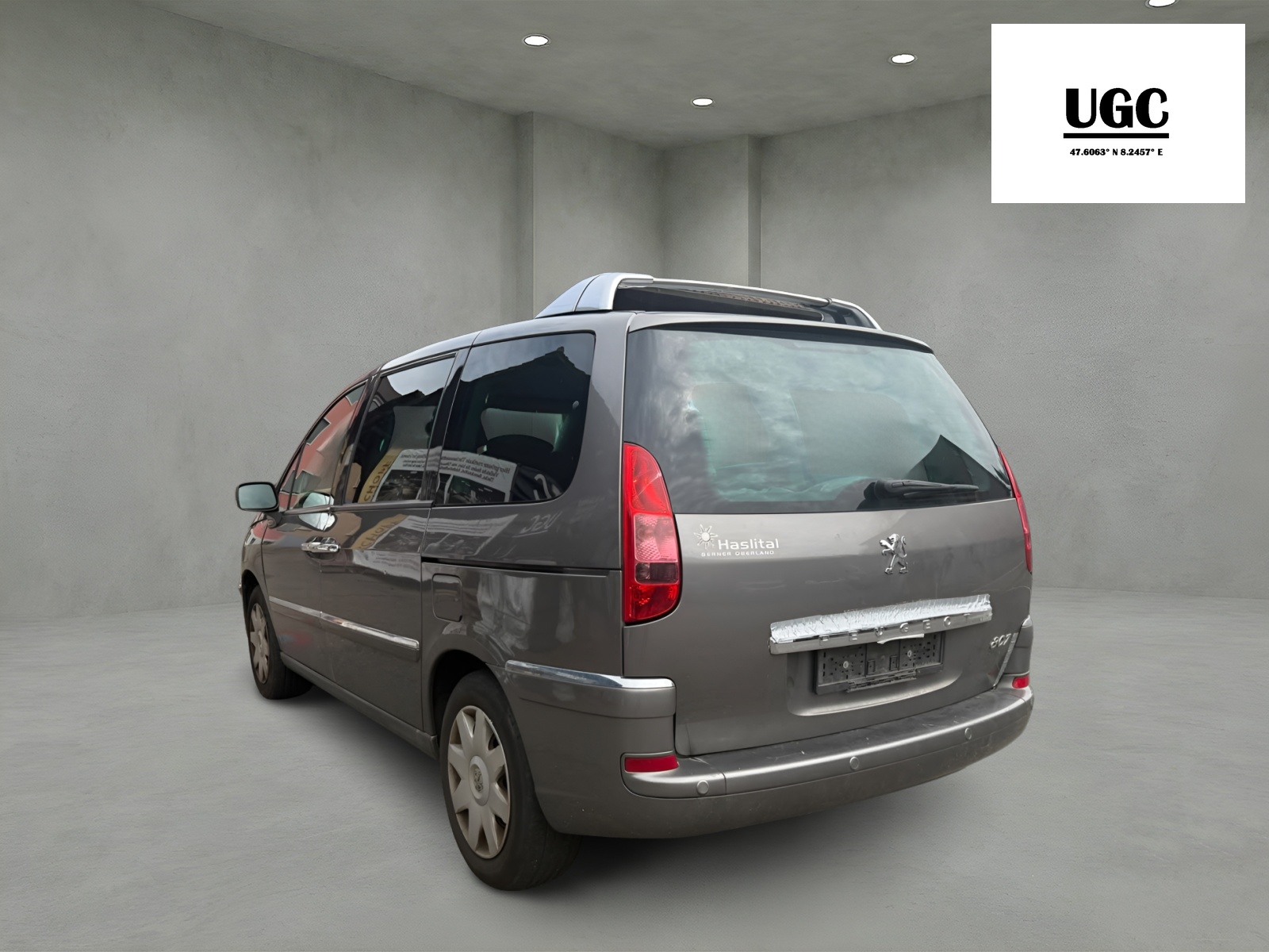 PEUGEOT 807 2.0 16V Family Plus-image-4