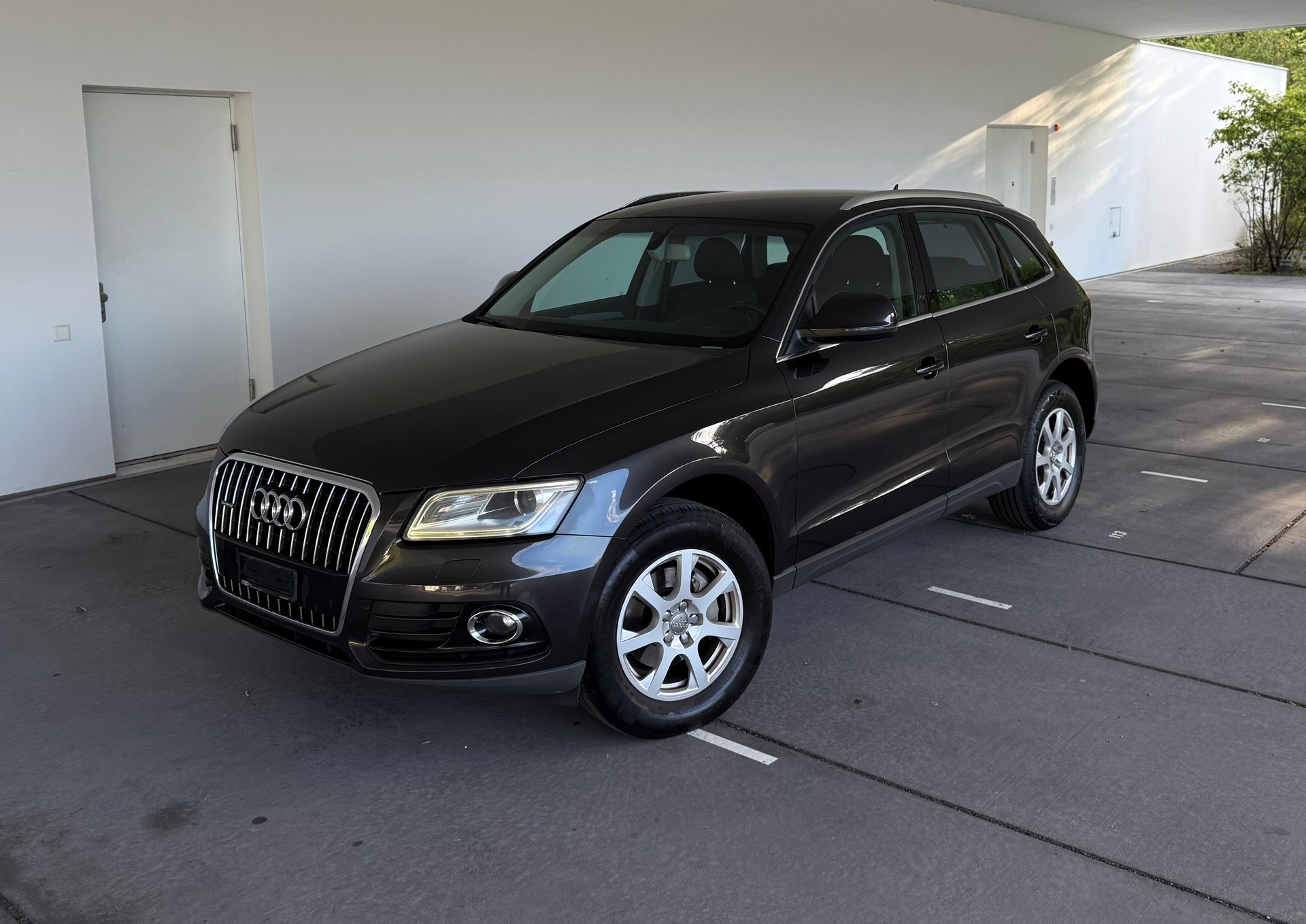 AUDI Q5 2.0 TDI quattro S-tronic-image-0