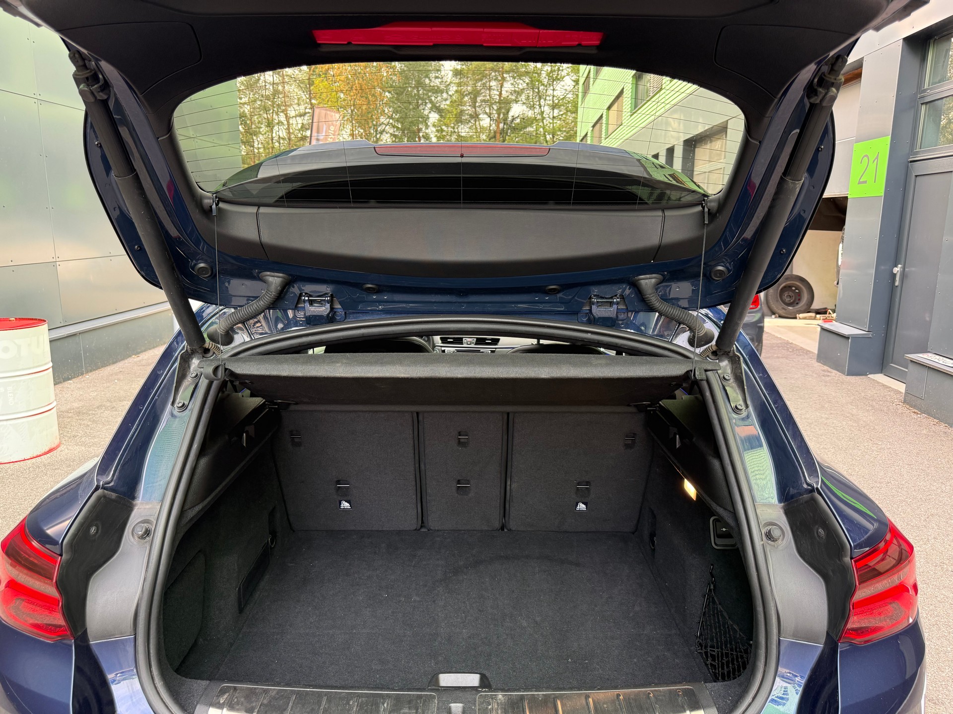BMW X2 sDrive 20i M Sport Steptronic DSK-image-9