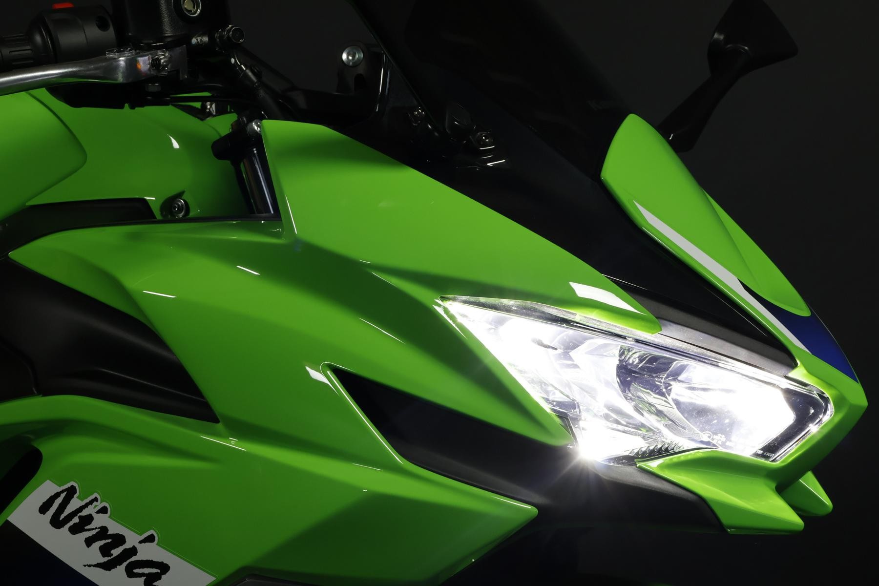 KAWASAKI Ninja 650 (35kW) *Sport Edition*-showroom-element-3