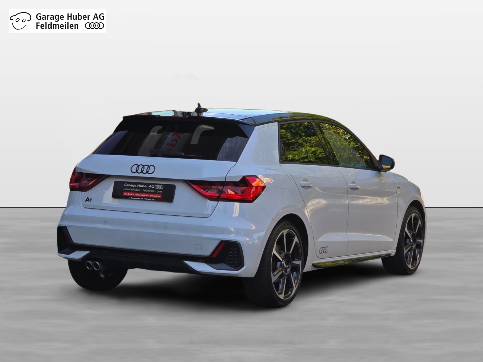 AUDI A1 Sportback 40 TFSI S Line S-tronic-image-2