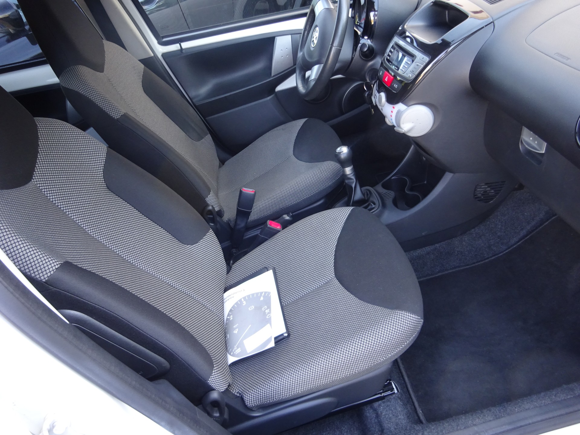 TOYOTA Aygo 1.0 VVT-i Collection- MFK 8.2026 - KUPPLUNG NEU - 1.HAND-image-7