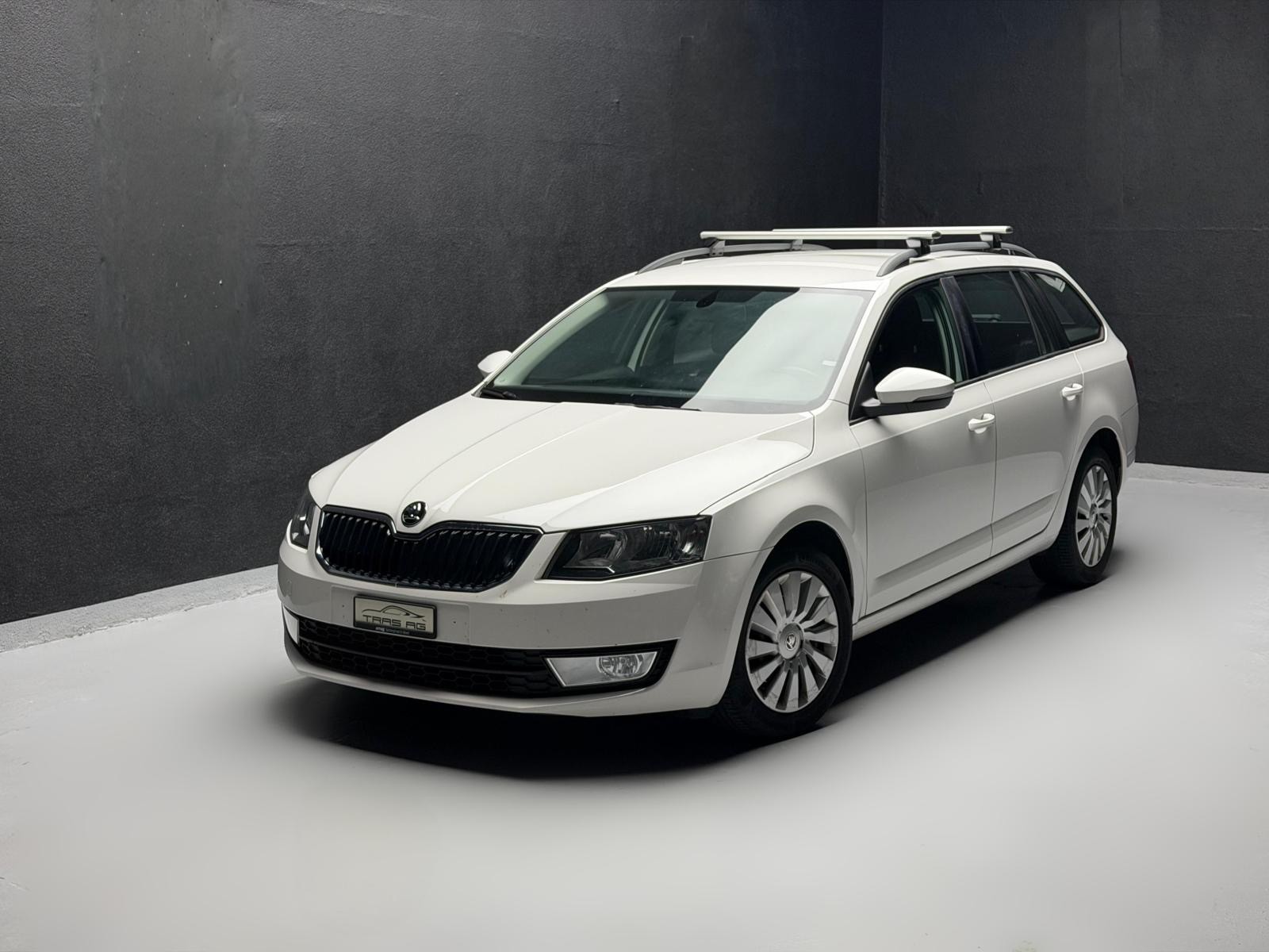 SKODA Octavia Combi 1.6 TDI Ambition DSG • ab MfK & Service