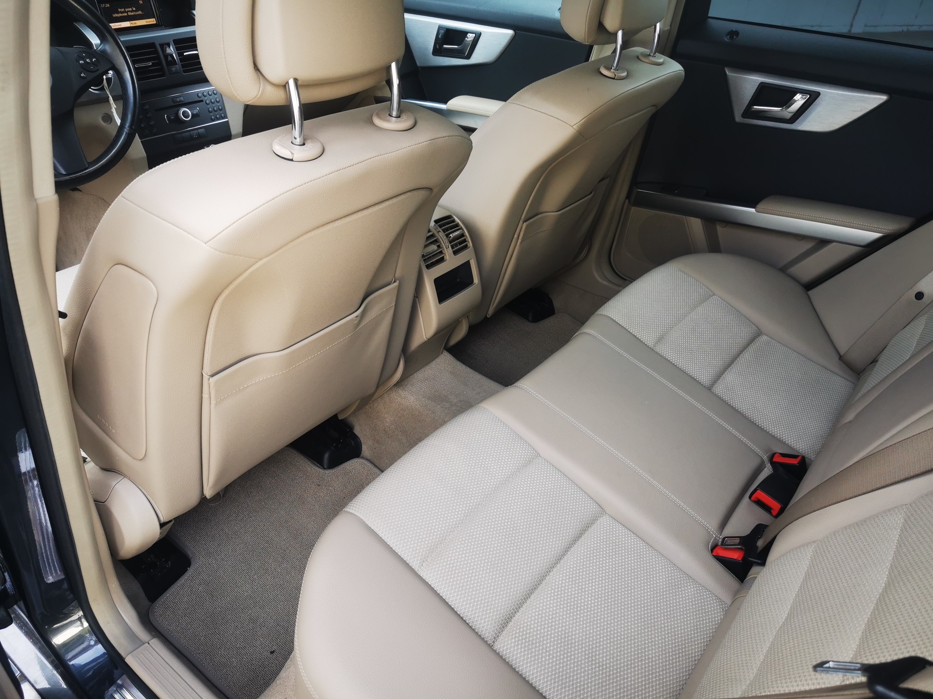 MERCEDES-BENZ GLK 250 CDI BlueEfficiency 4Matic 7G-Tronic-image-7